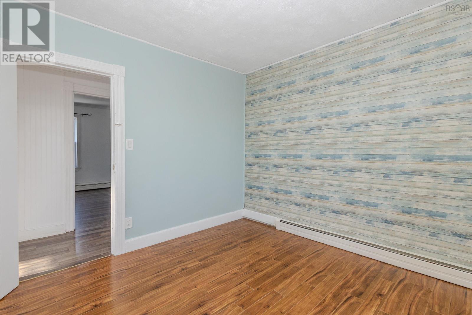 52 Pepperell Street Property Photo 32