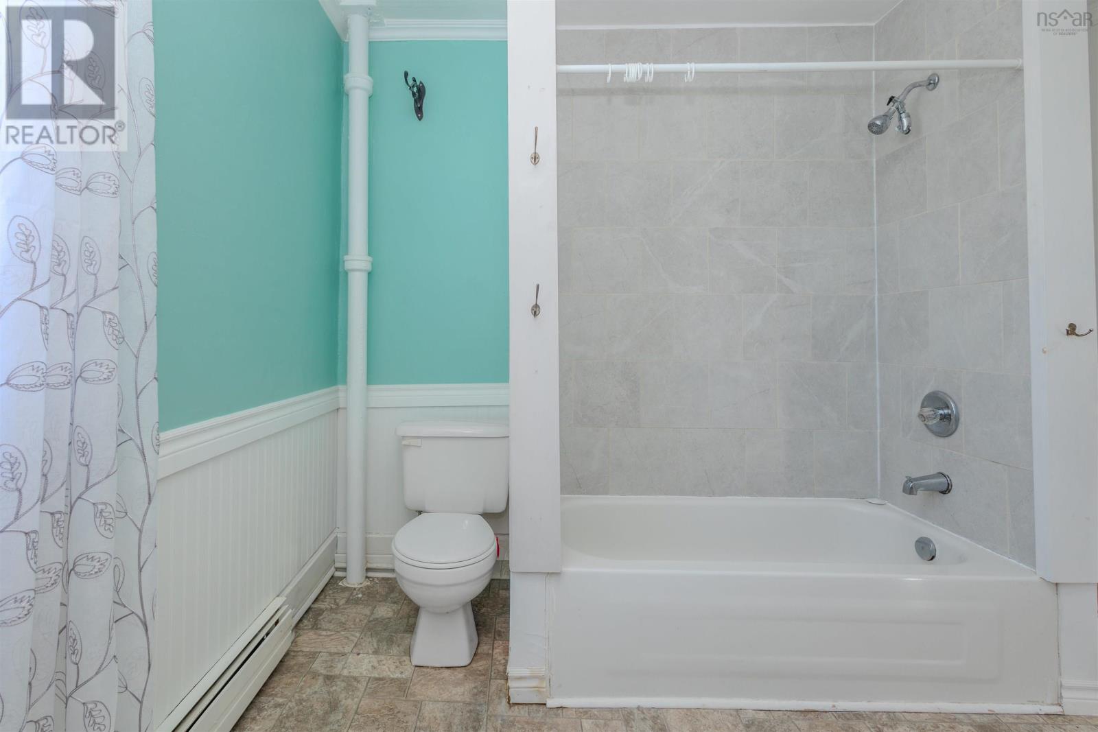 52 Pepperell Street Property Photo 37