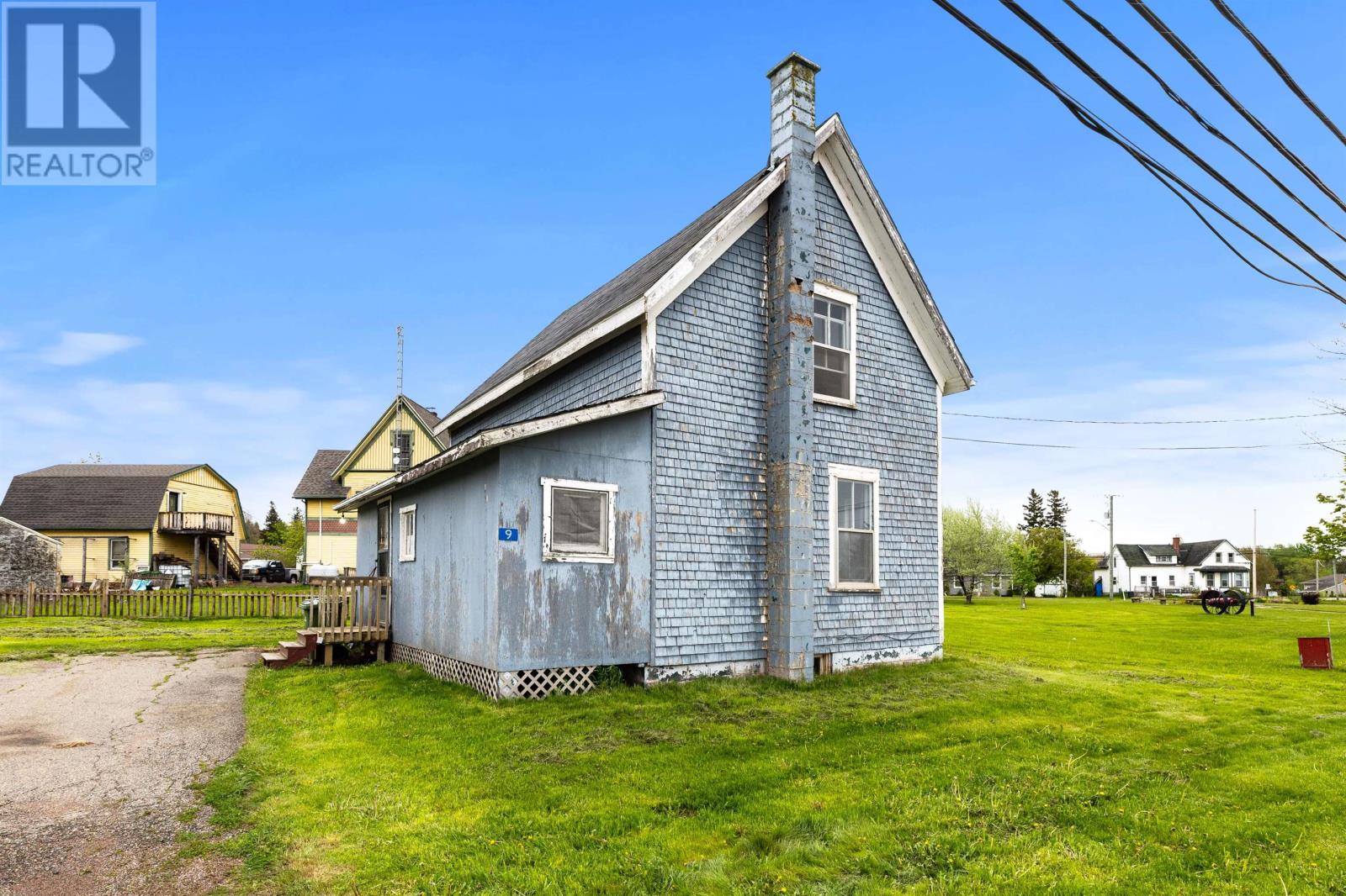 9 Sunset Drive Property Photo 1