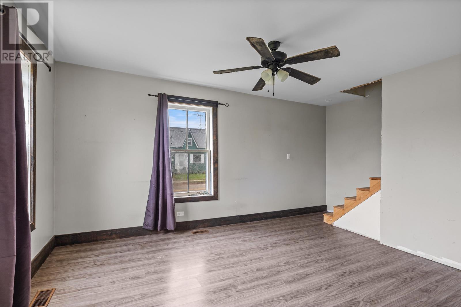 9 Sunset Drive Property Photo 10
