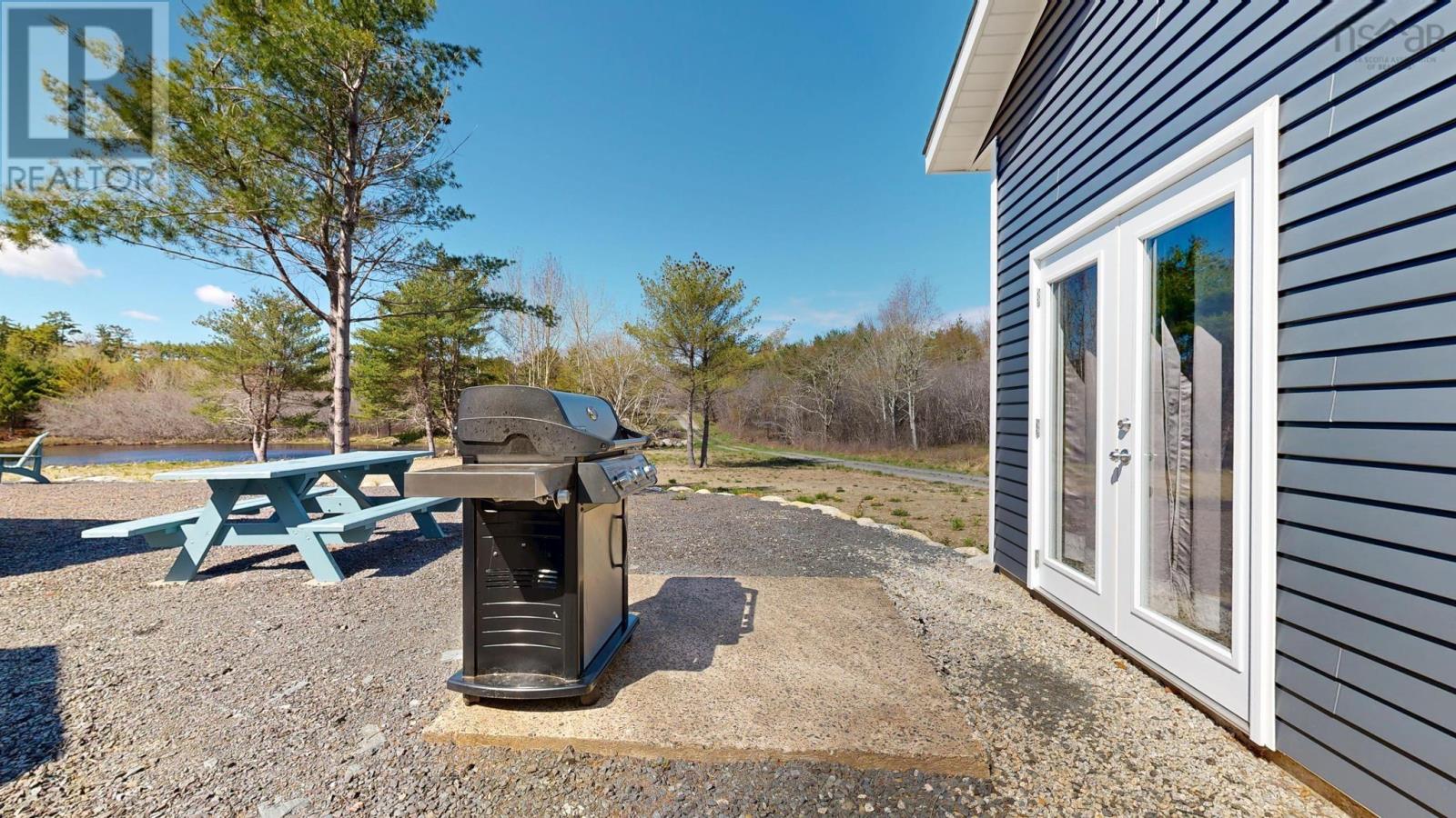 9374 Highway 8 Property Photo 15