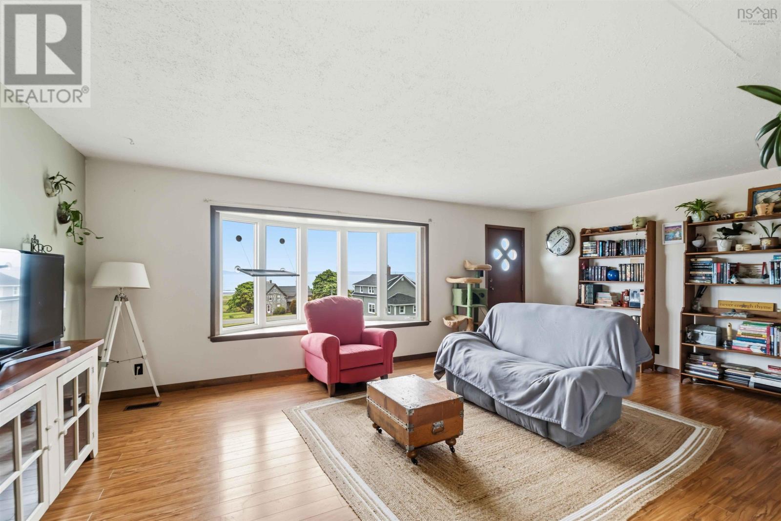 3438 Highway 1 Property Photo 6
