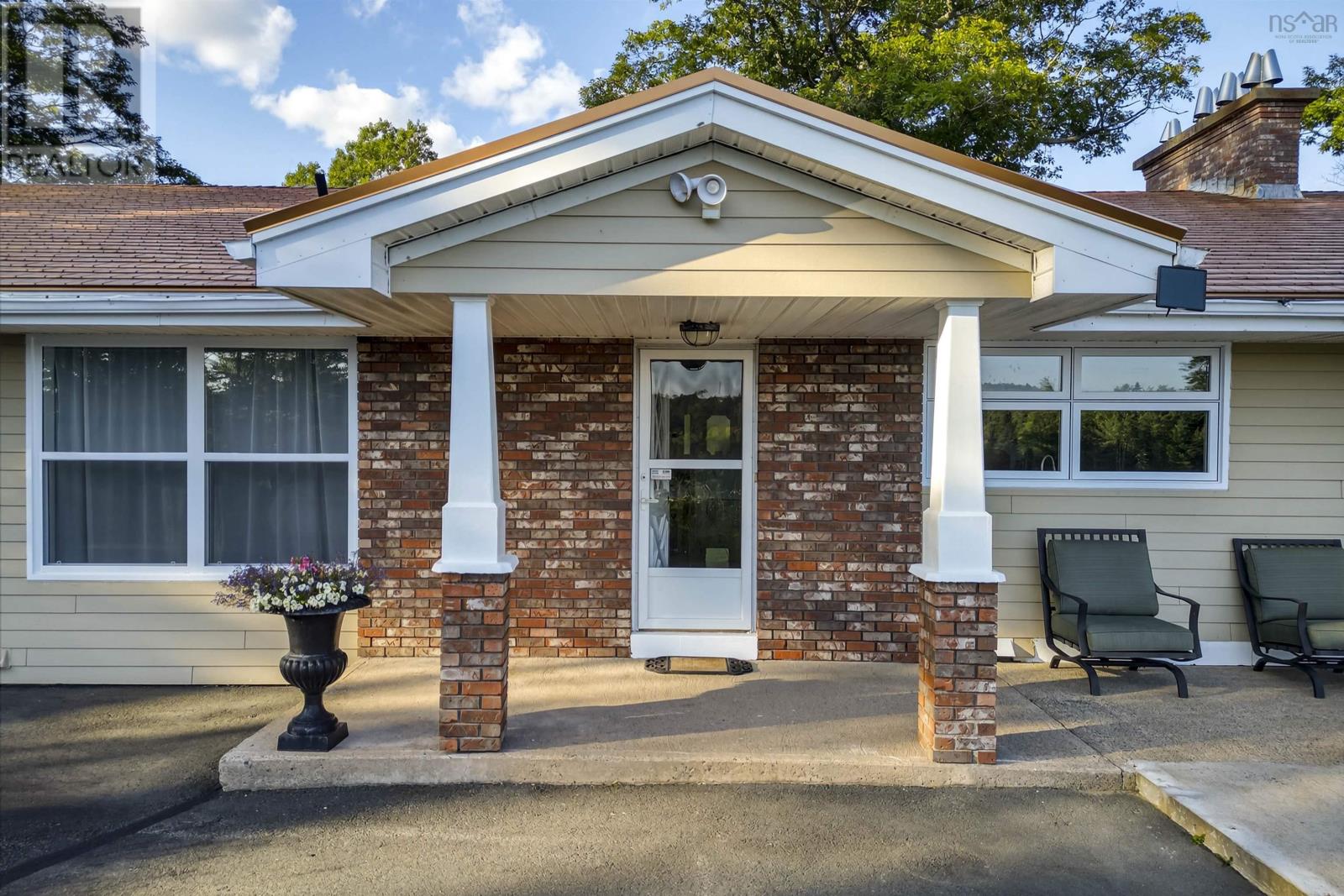 1007 Waverley Road Property Photo 29