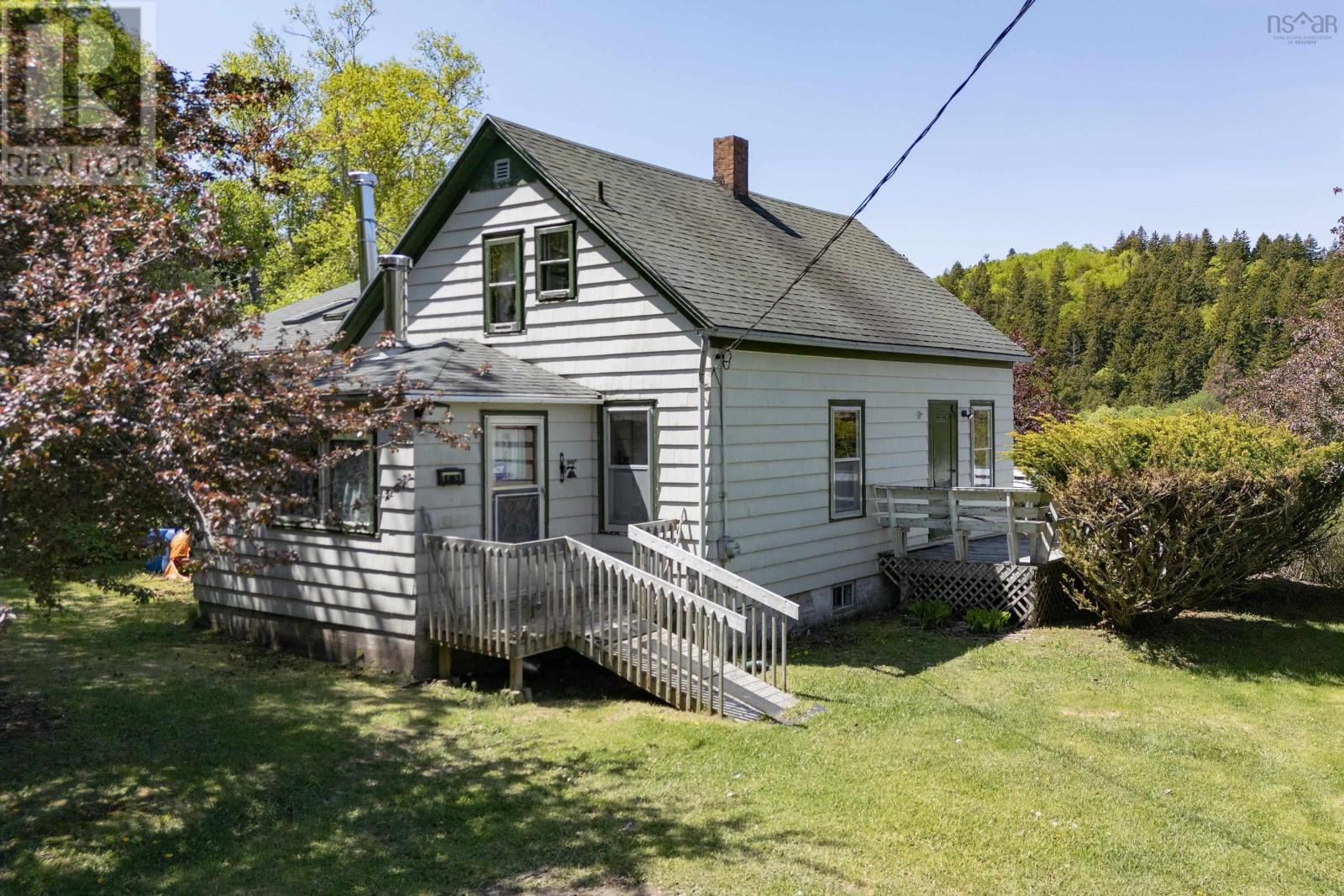 46 Fraserville Loop Property Photo 1