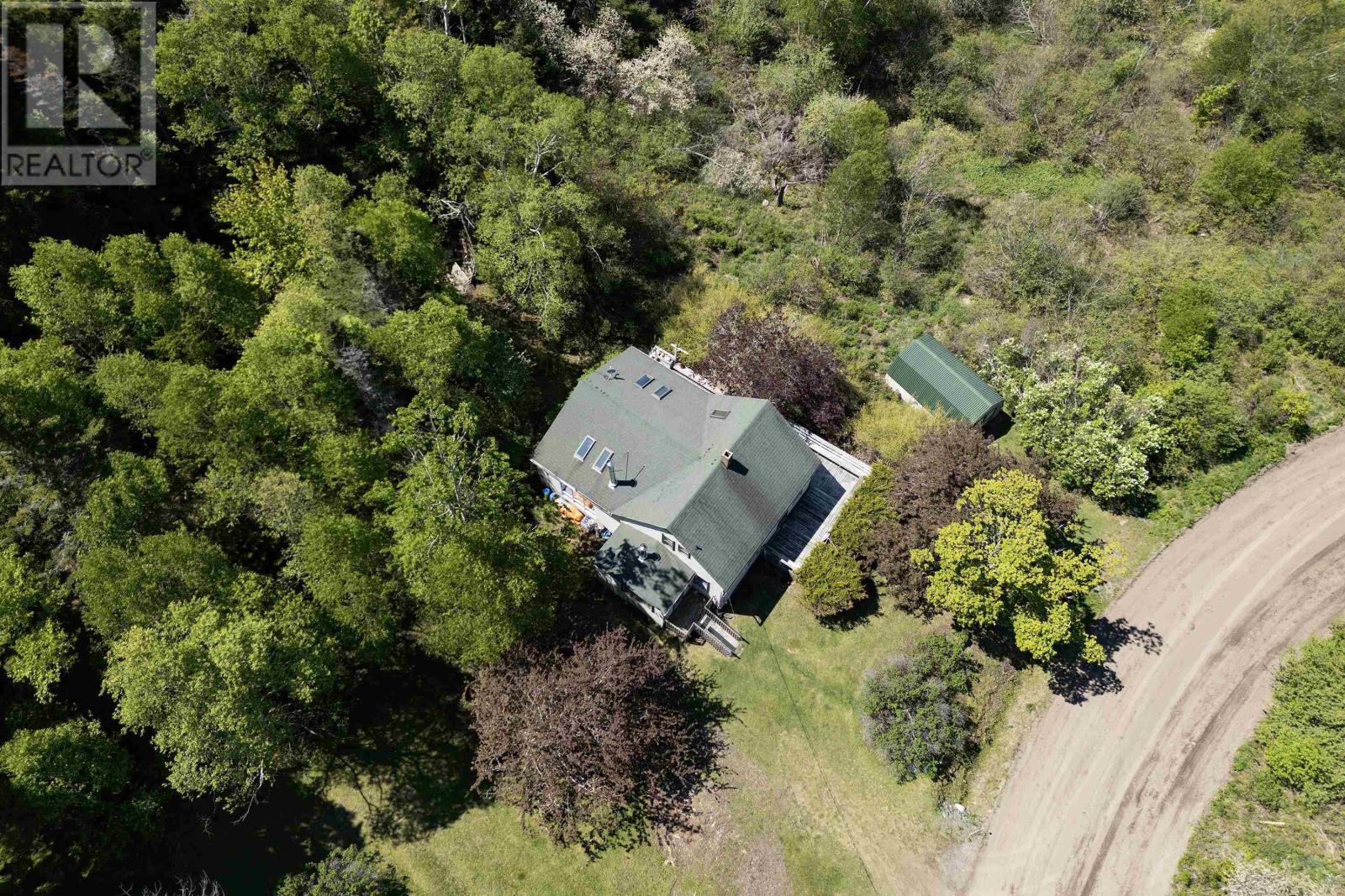 46 Fraserville Loop Property Photo 4