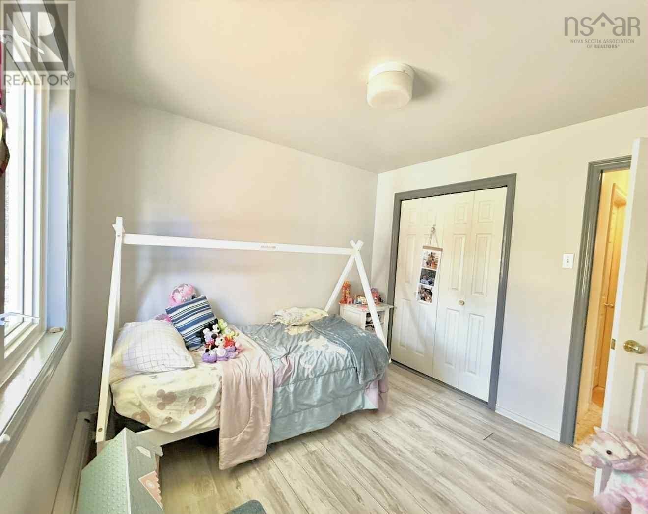 10797 Highway 105 Property Photo 17