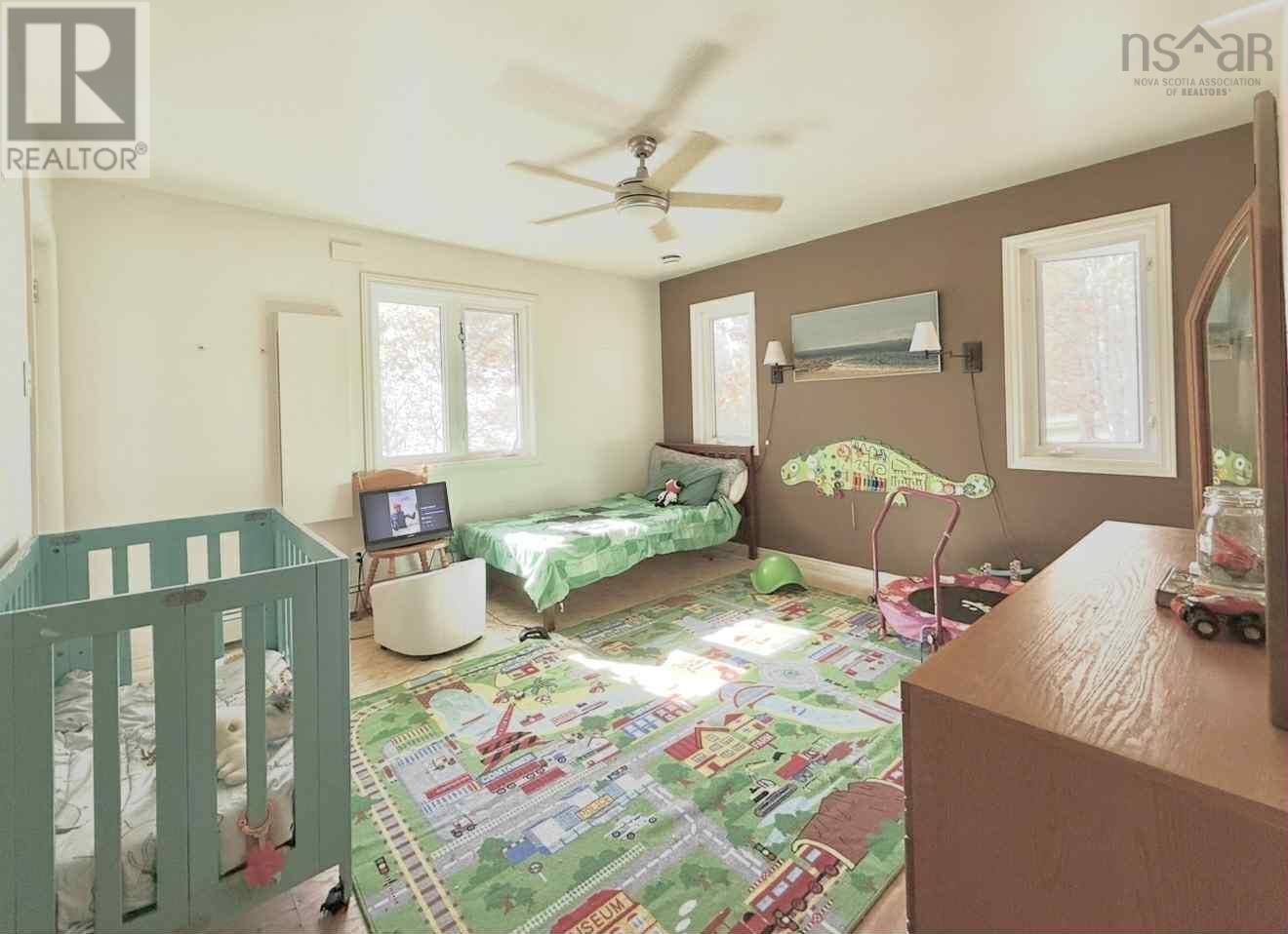 10797 Highway 105 Property Photo 18