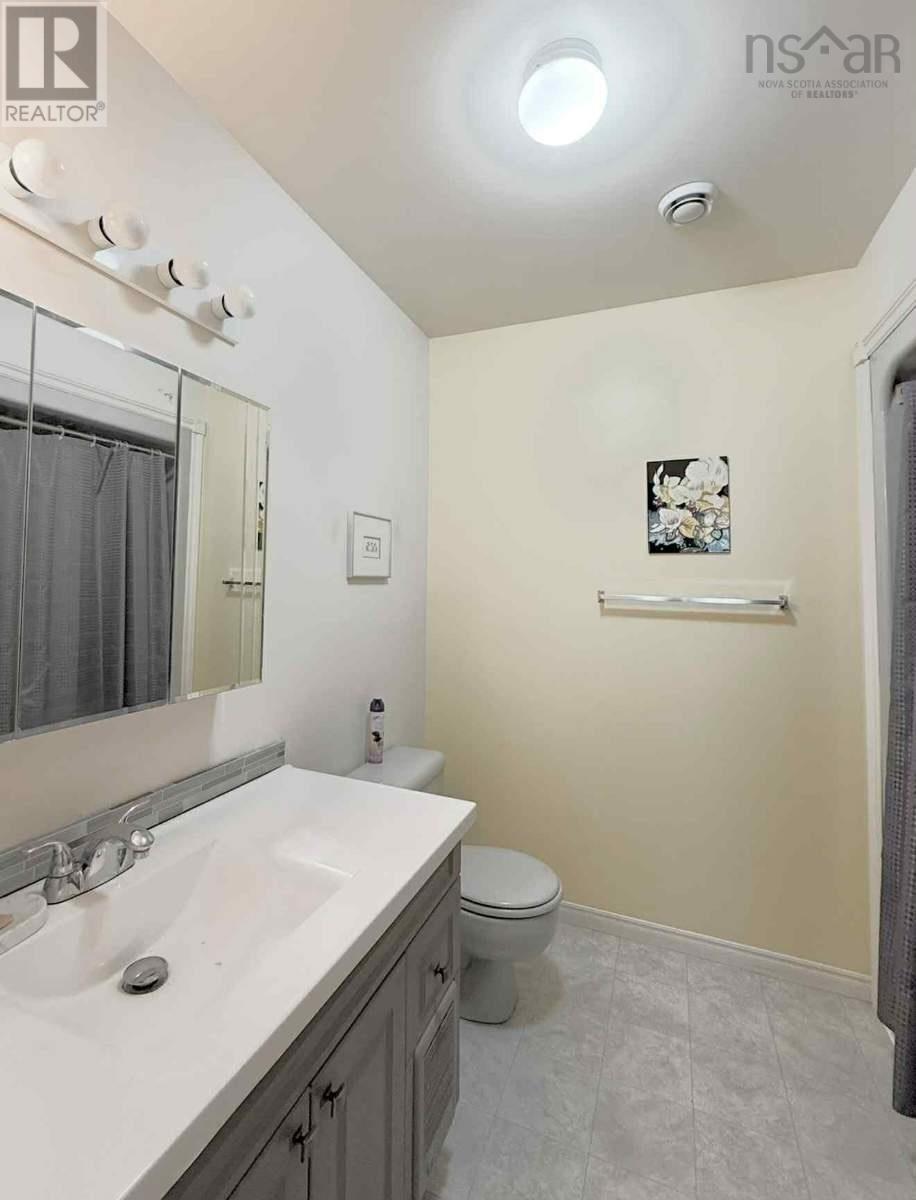10797 Highway 105 Property Photo 20
