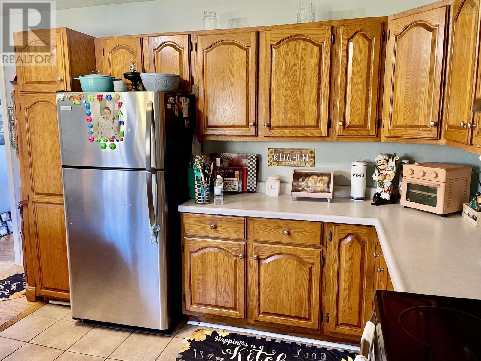 91 Meech Avenue Property Photo 4
