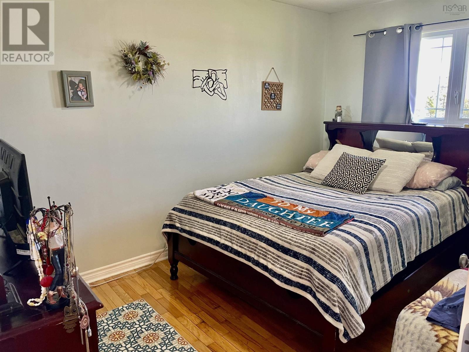 91 Meech Avenue Property Photo 13
