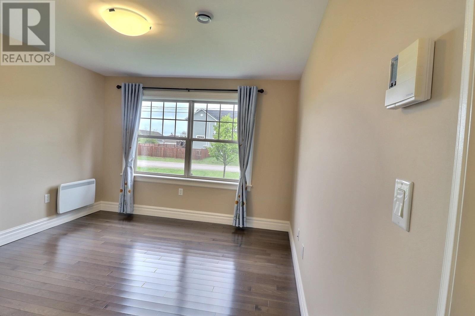 65 Southampton Drive Property Photo 10