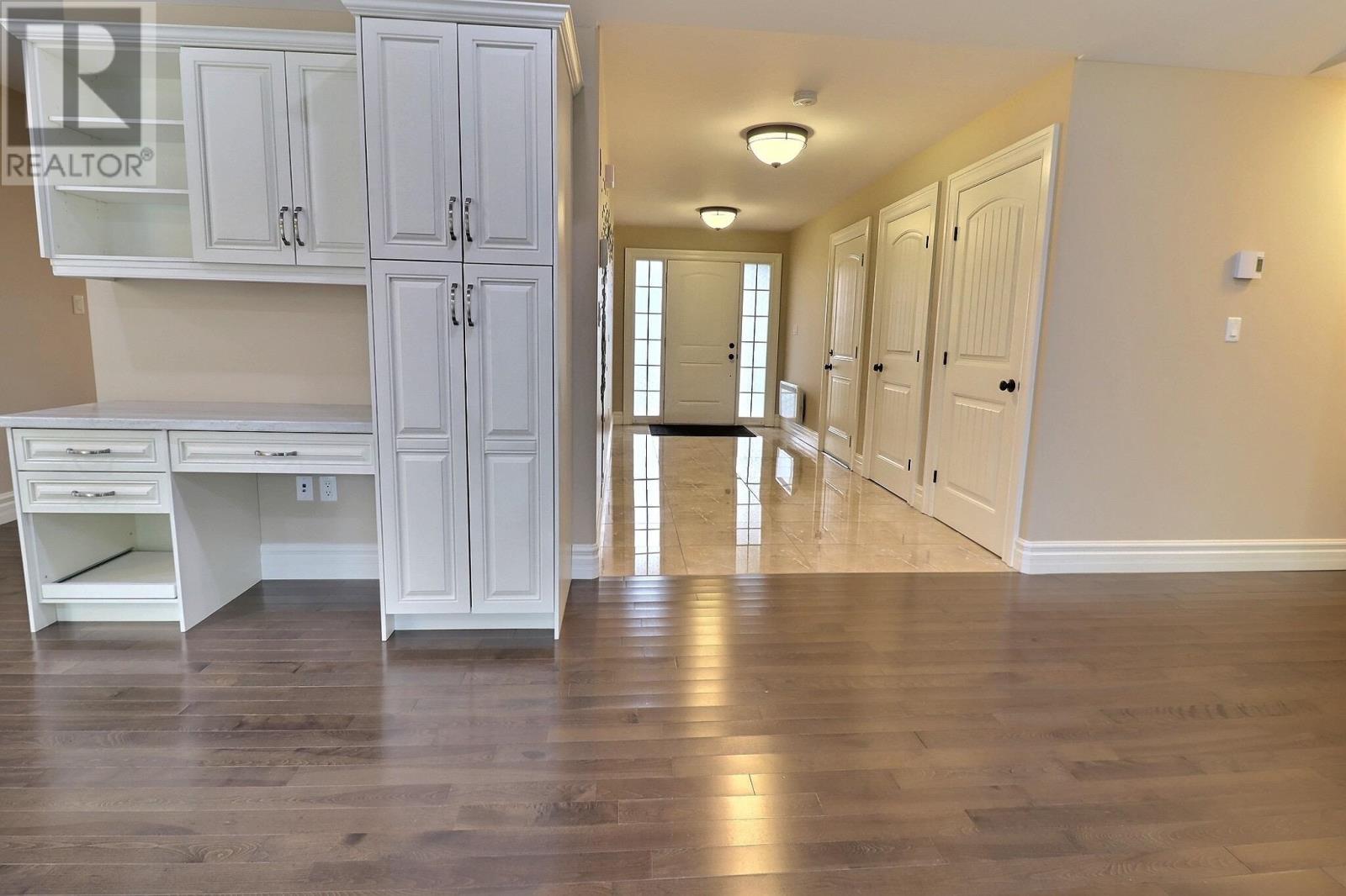 65 Southampton Drive Property Photo 13