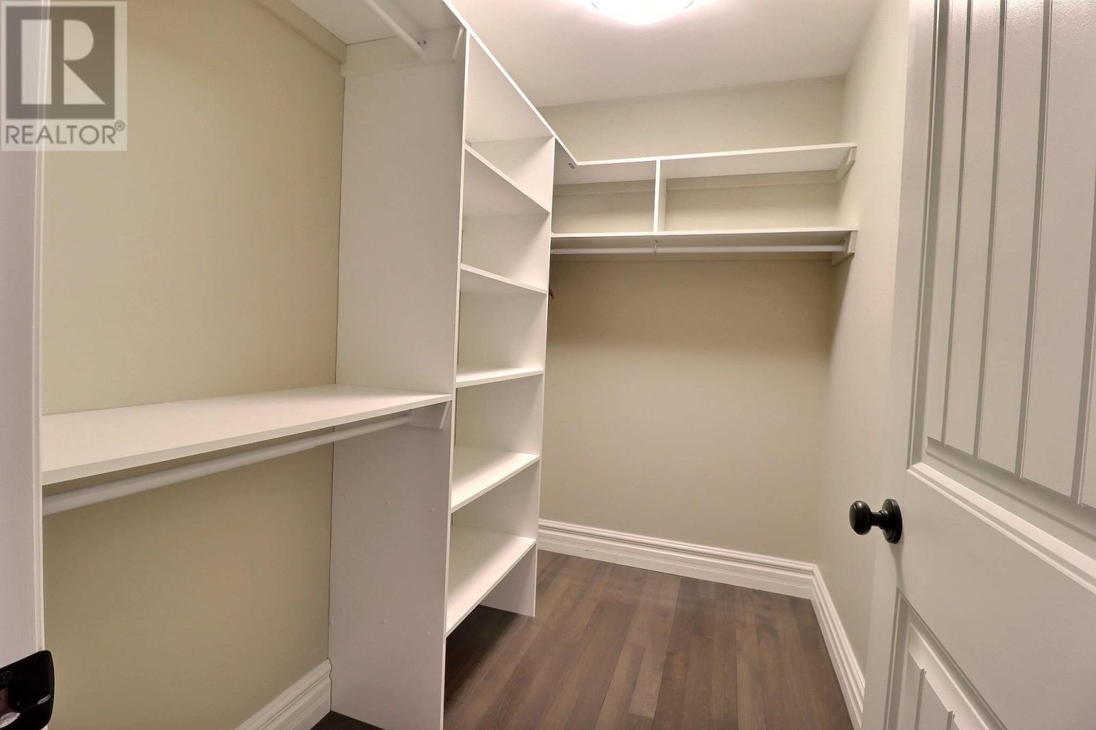 65 Southampton Drive Property Photo 18