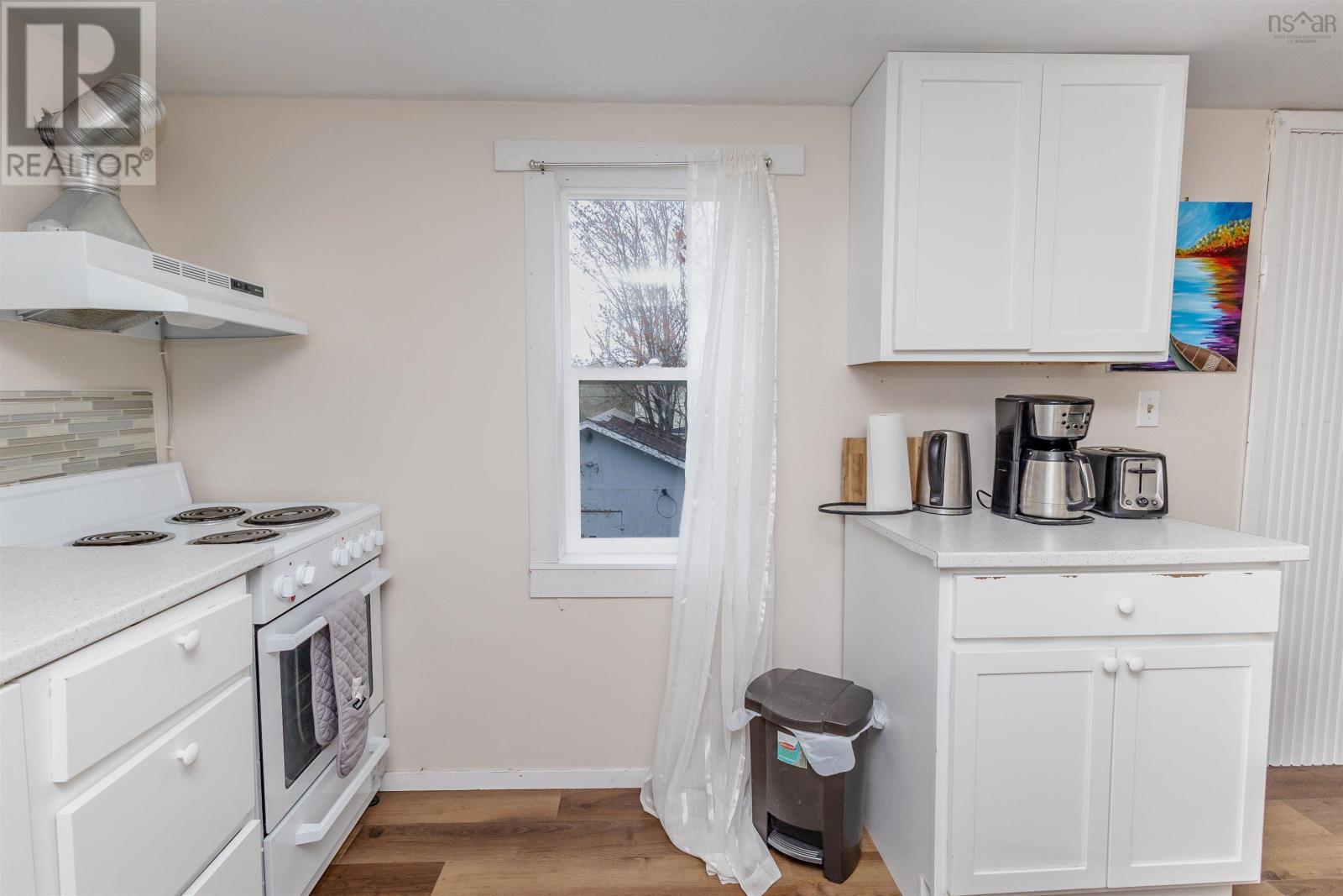 14 Catherine Street Property Photo 23