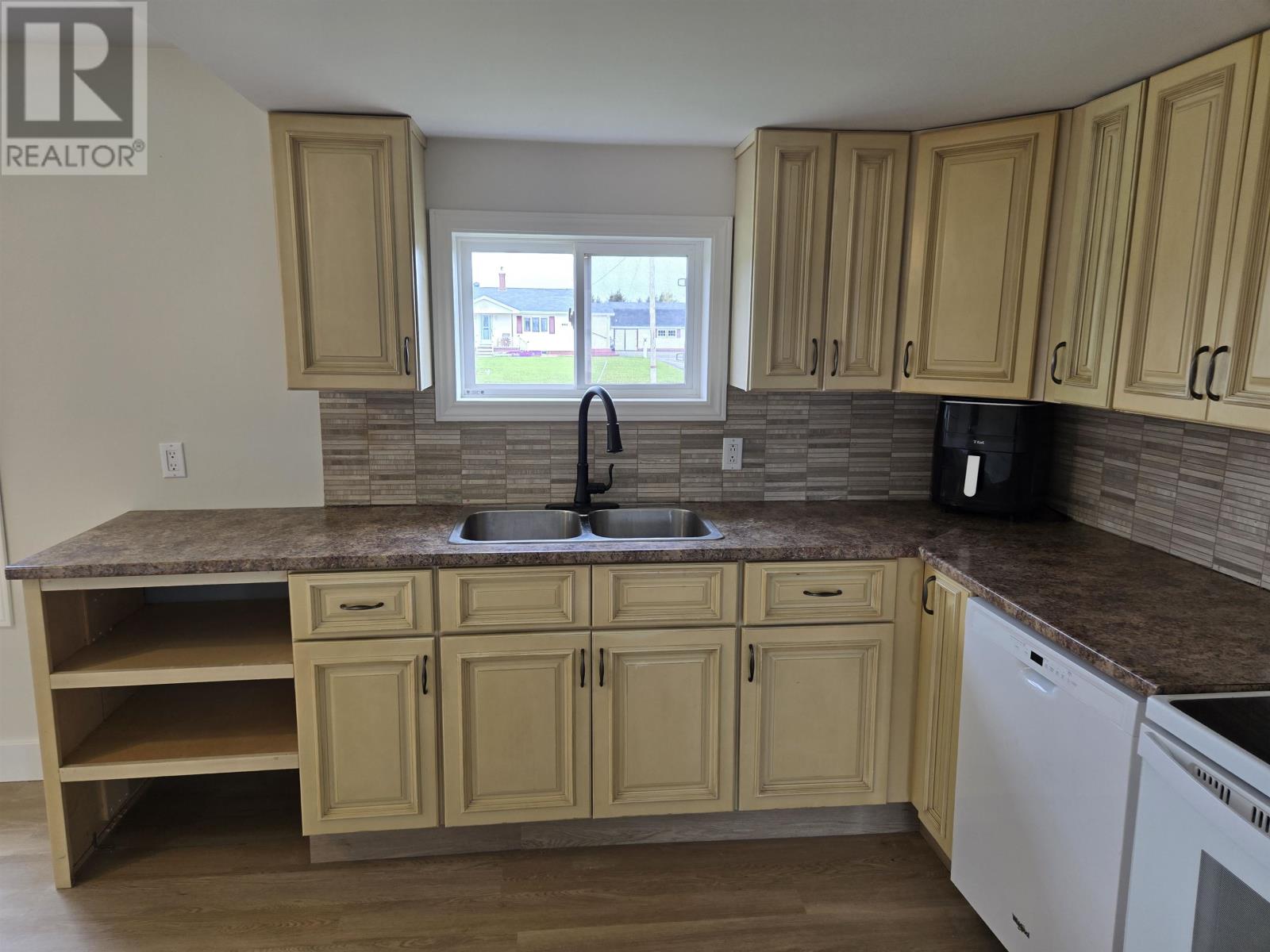 15150 Rte 14 Property Photo 6