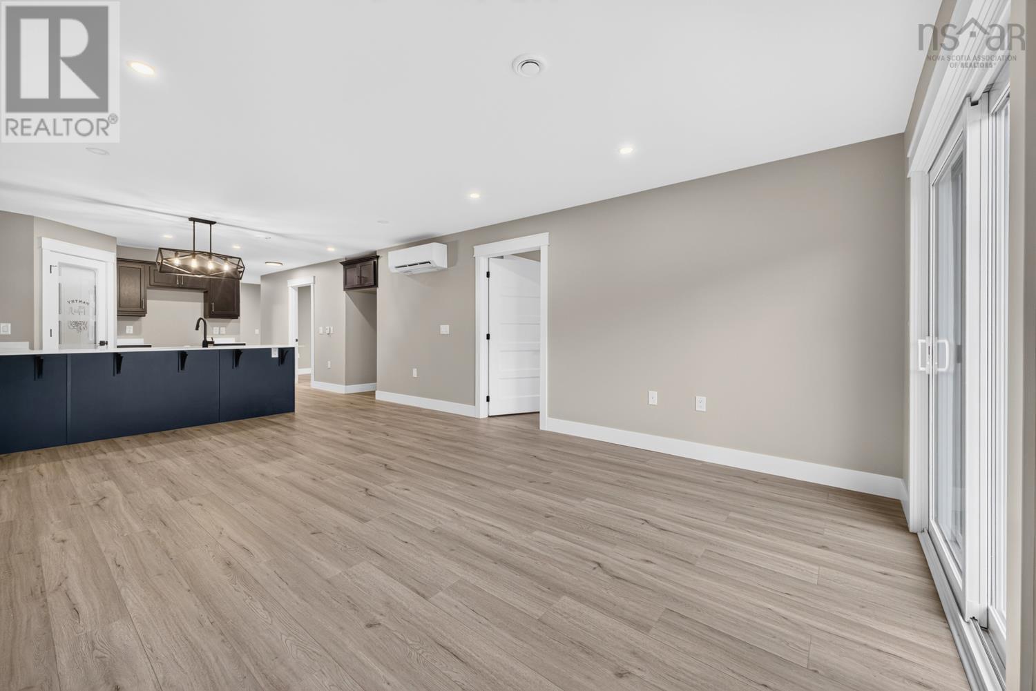 79 Summer Hill Place Property Photo 10