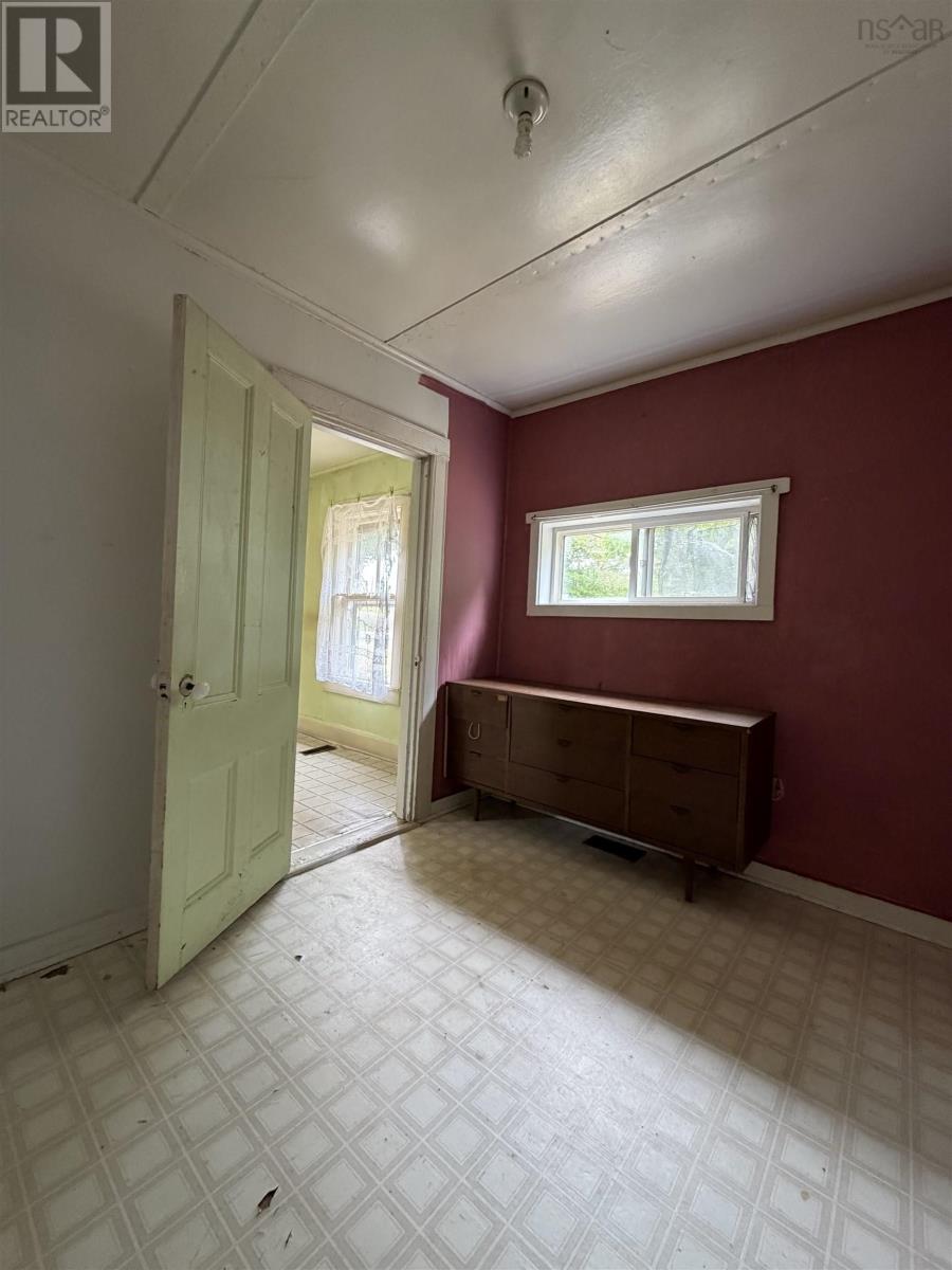 8721 Highway 101 Property Photo 15
