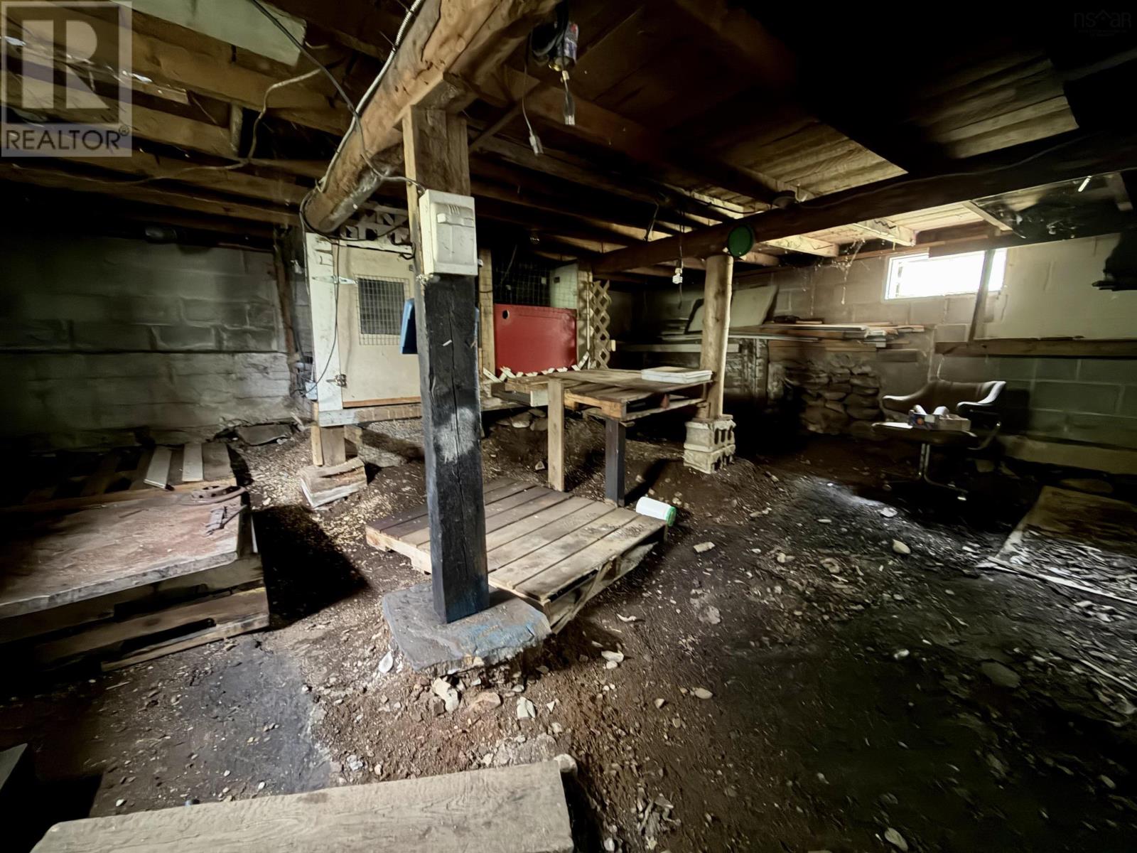 8721 Highway 101 Property Photo 46