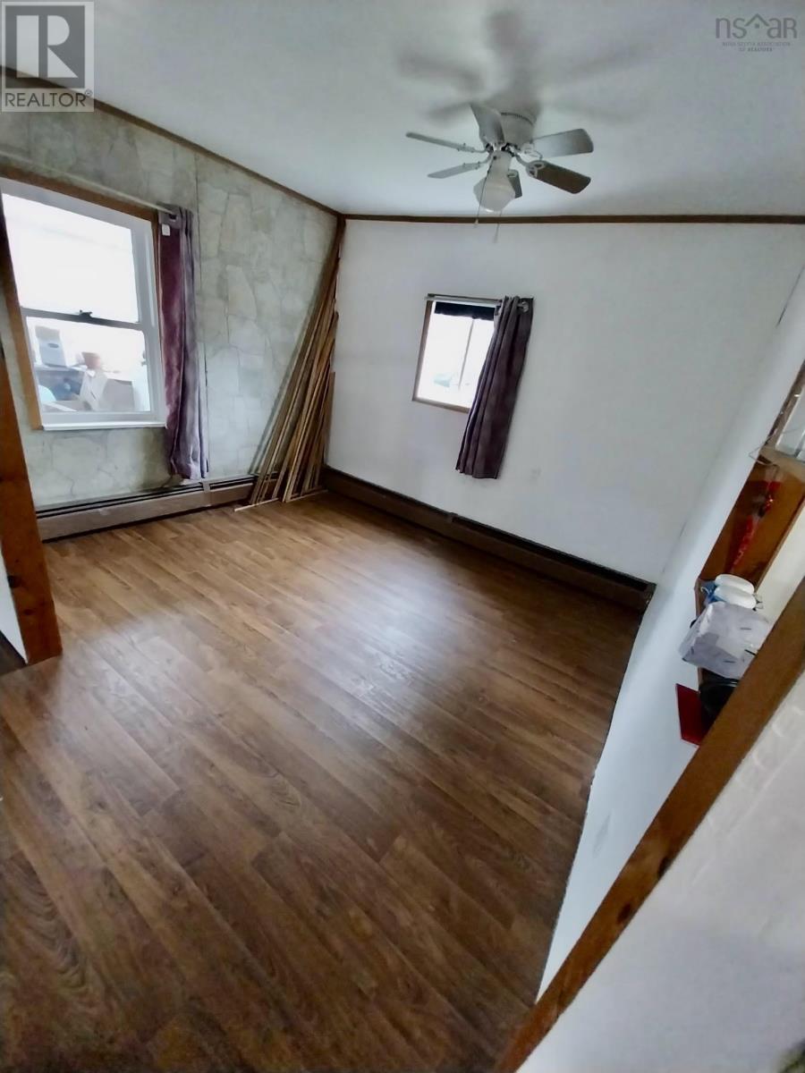 102 Highway 8 Property Photo 18