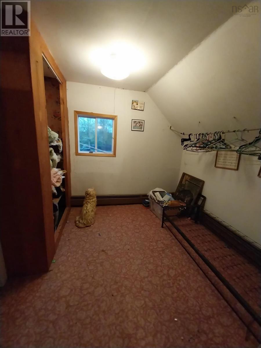 102 Highway 8 Property Photo 19