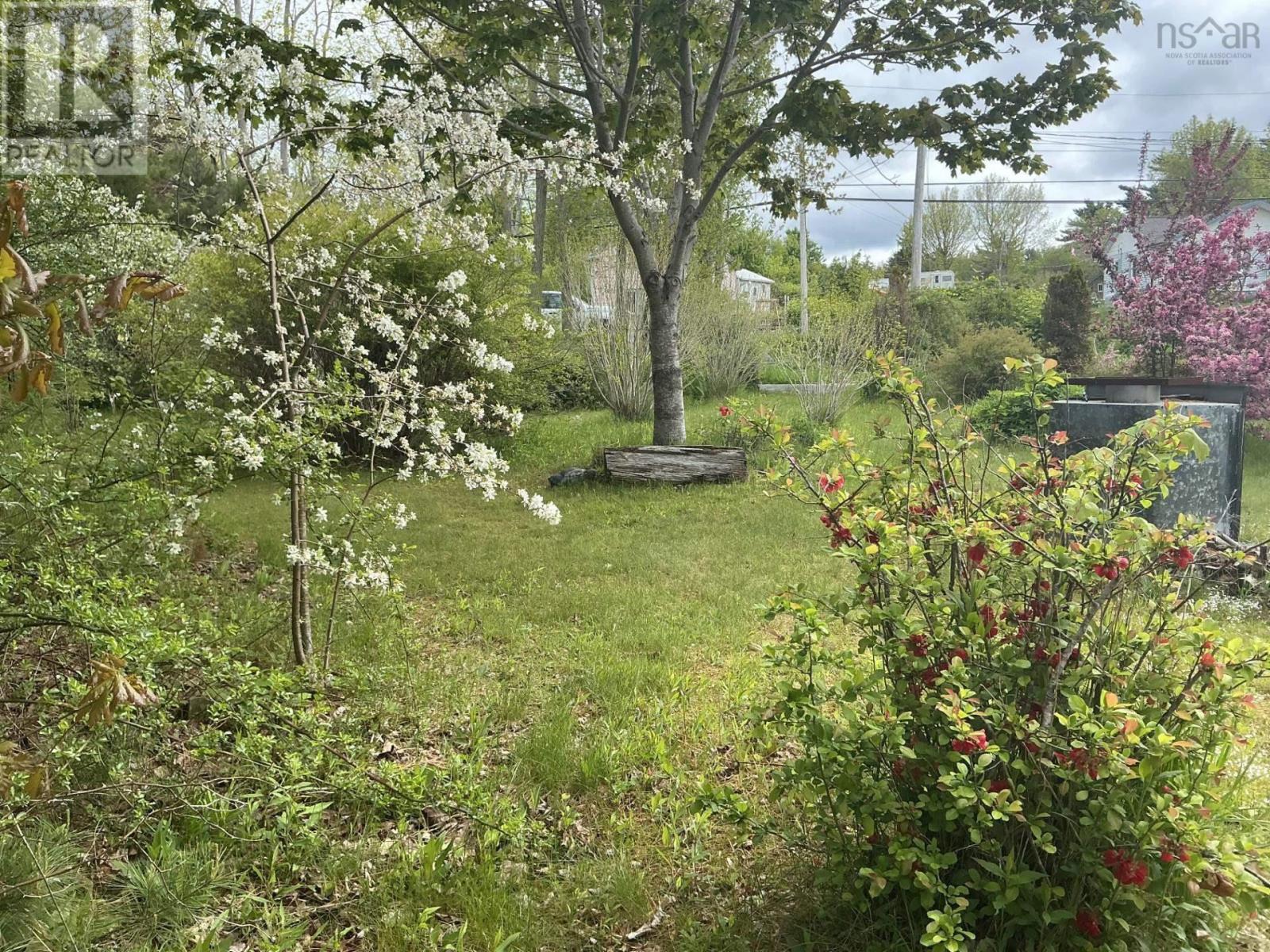 102 Highway 8 Property Photo 25