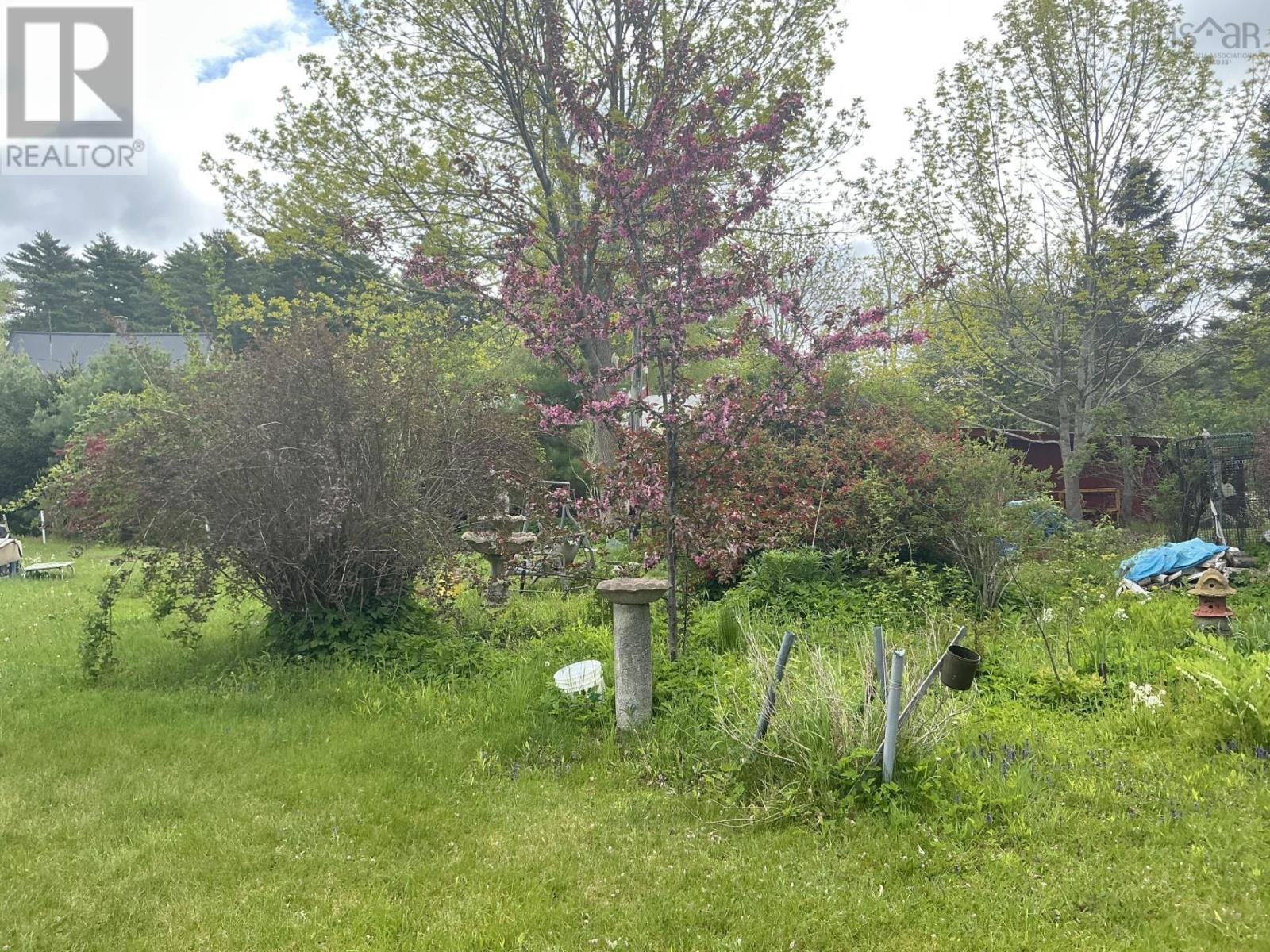 102 Highway 8 Property Photo 26