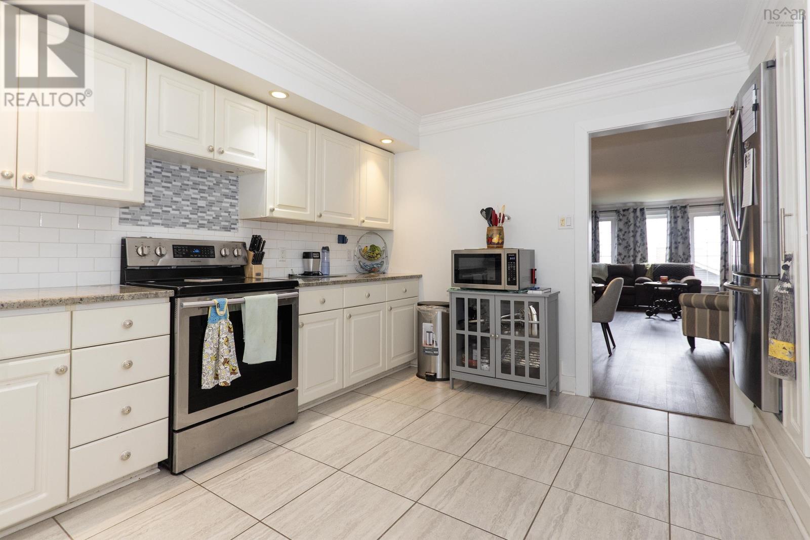 2 Lamy Street Property Photo 10