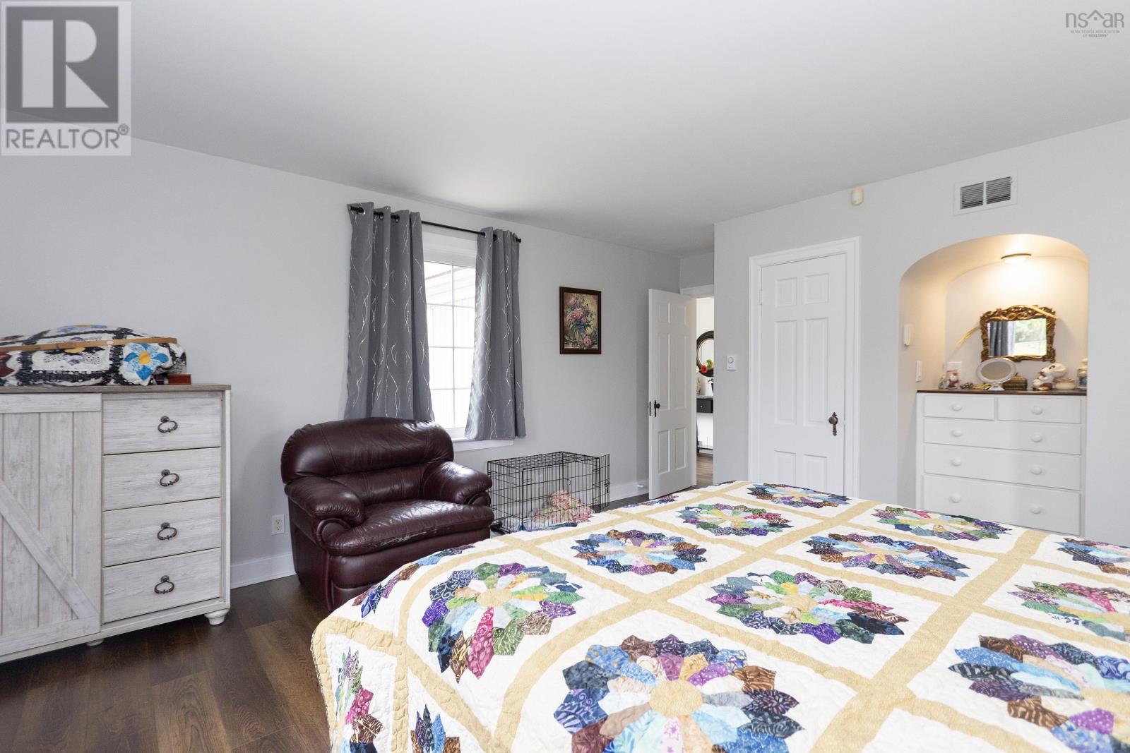 2 Lamy Street Property Photo 22