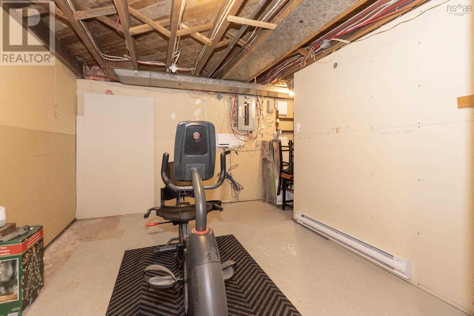 2 Lamy Street Property Photo 37
