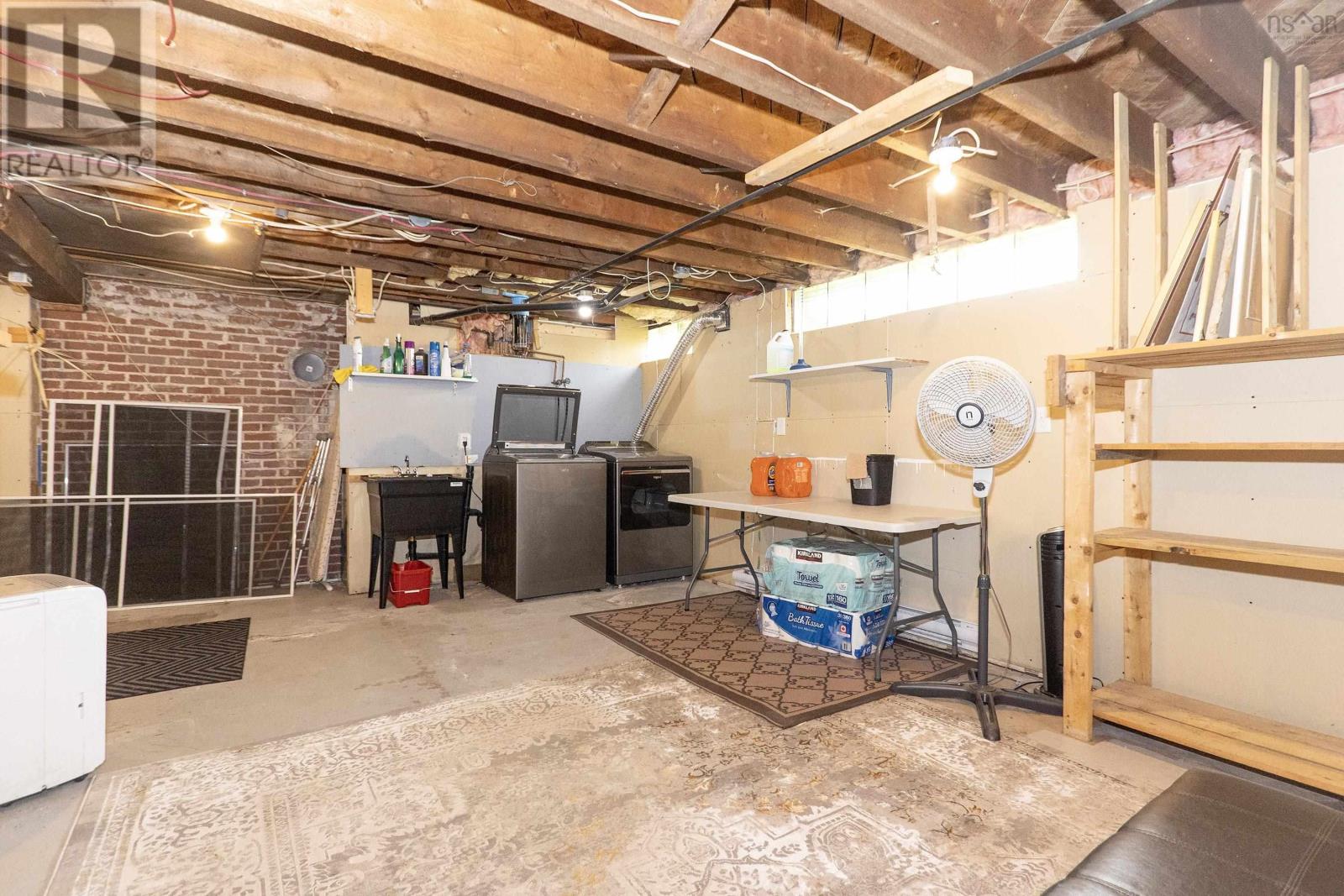 2 Lamy Street Property Photo 40