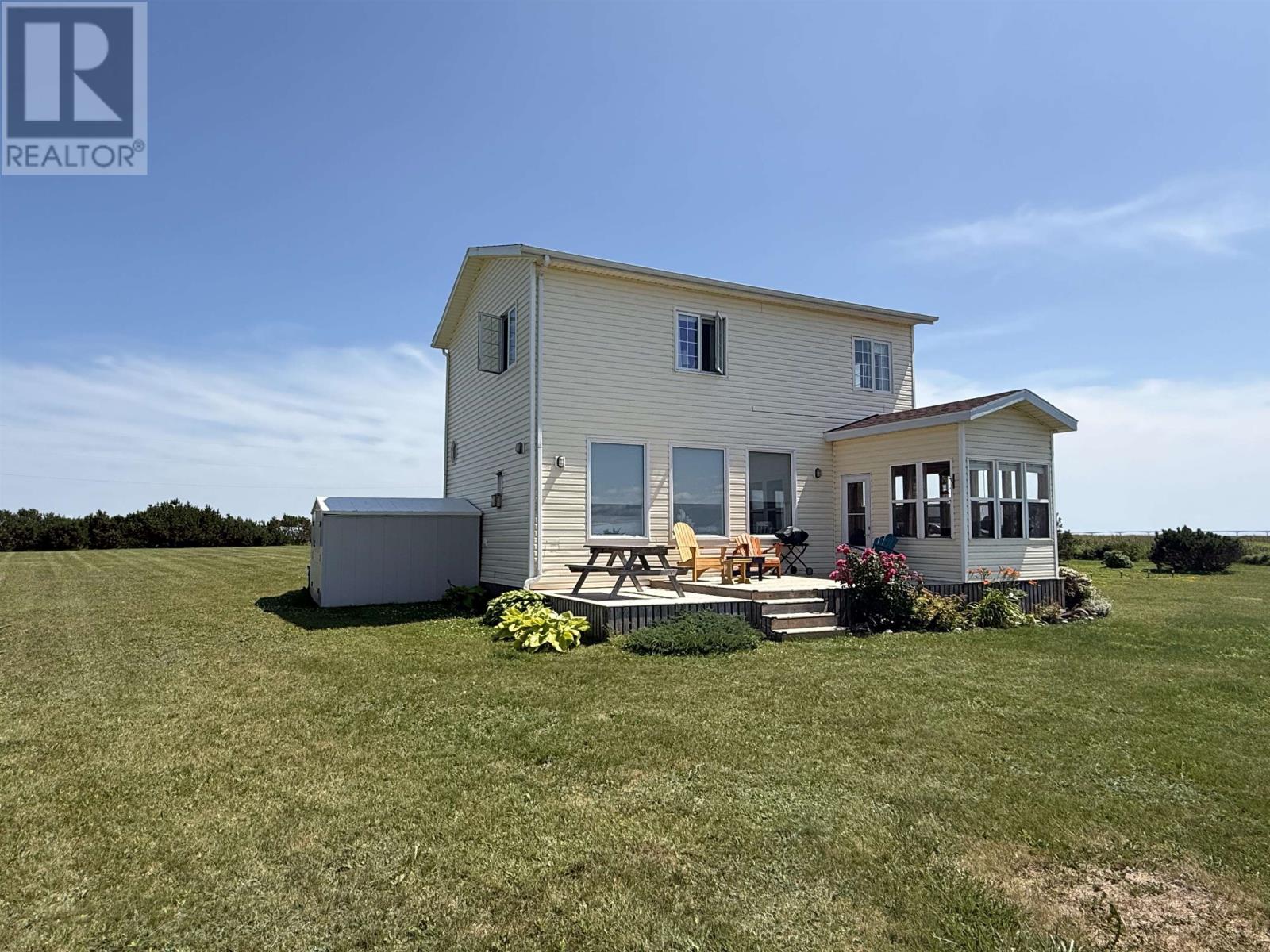 16 Gibson Lane Property Photo 31