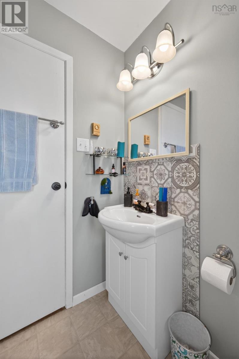 167 Smiths Point Road Property Photo 17
