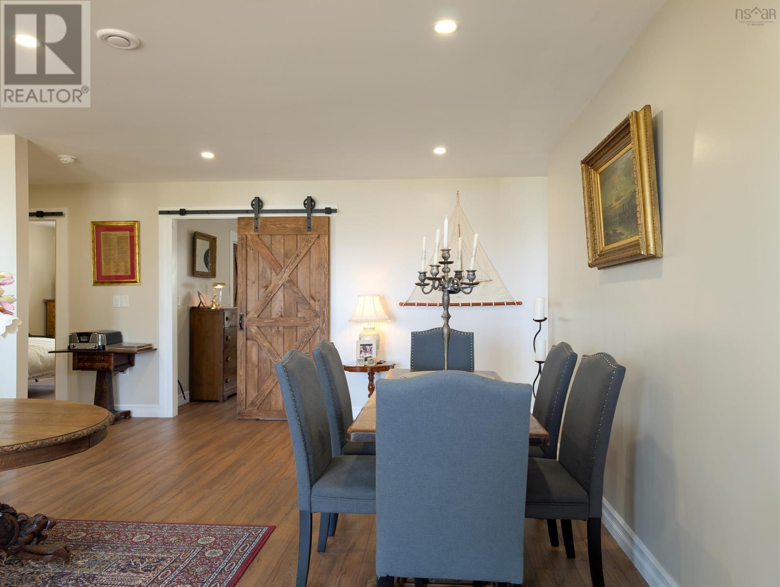 684 Riverside Road Property Photo 21