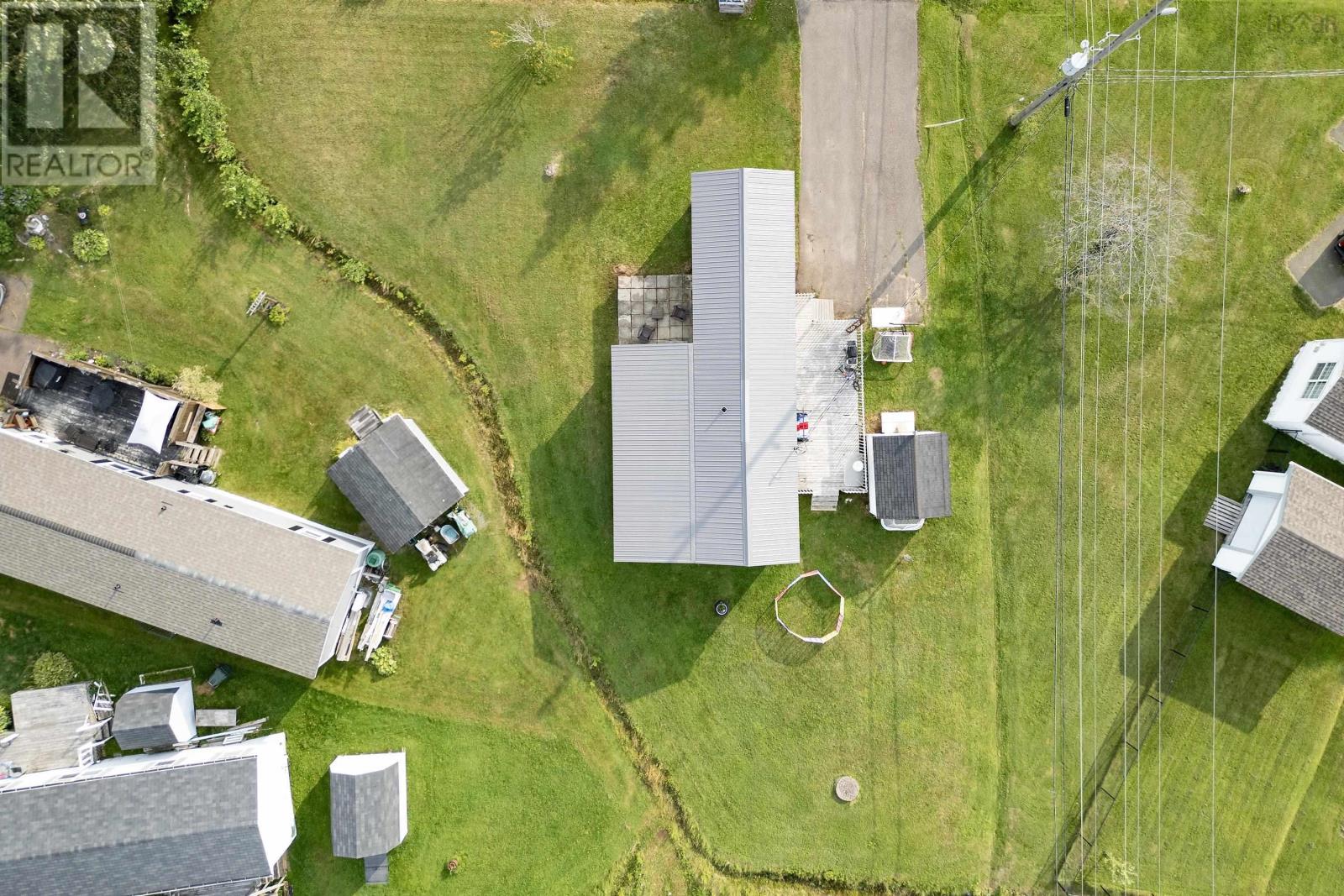 16 Lorne Crescent Property Photo 3