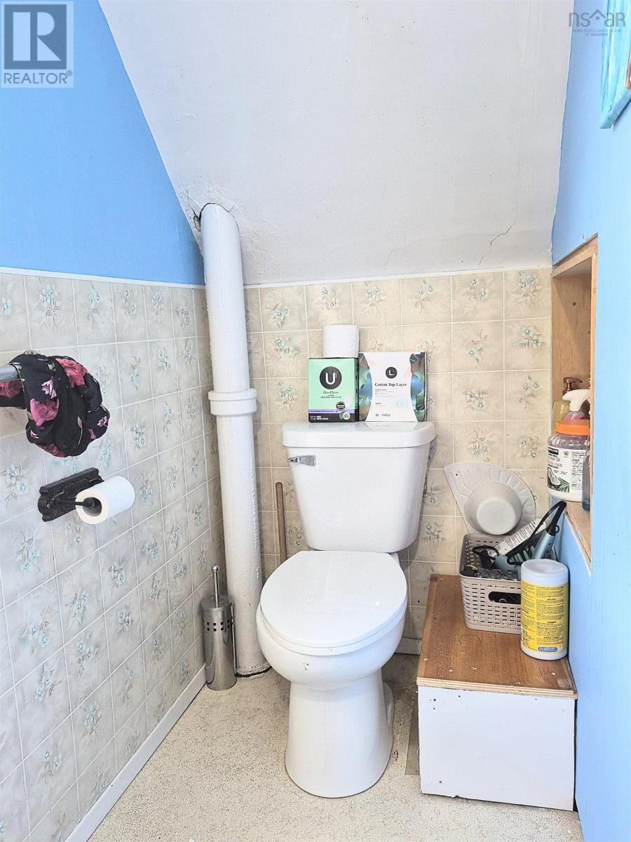 121 Main Street Property Photo 45