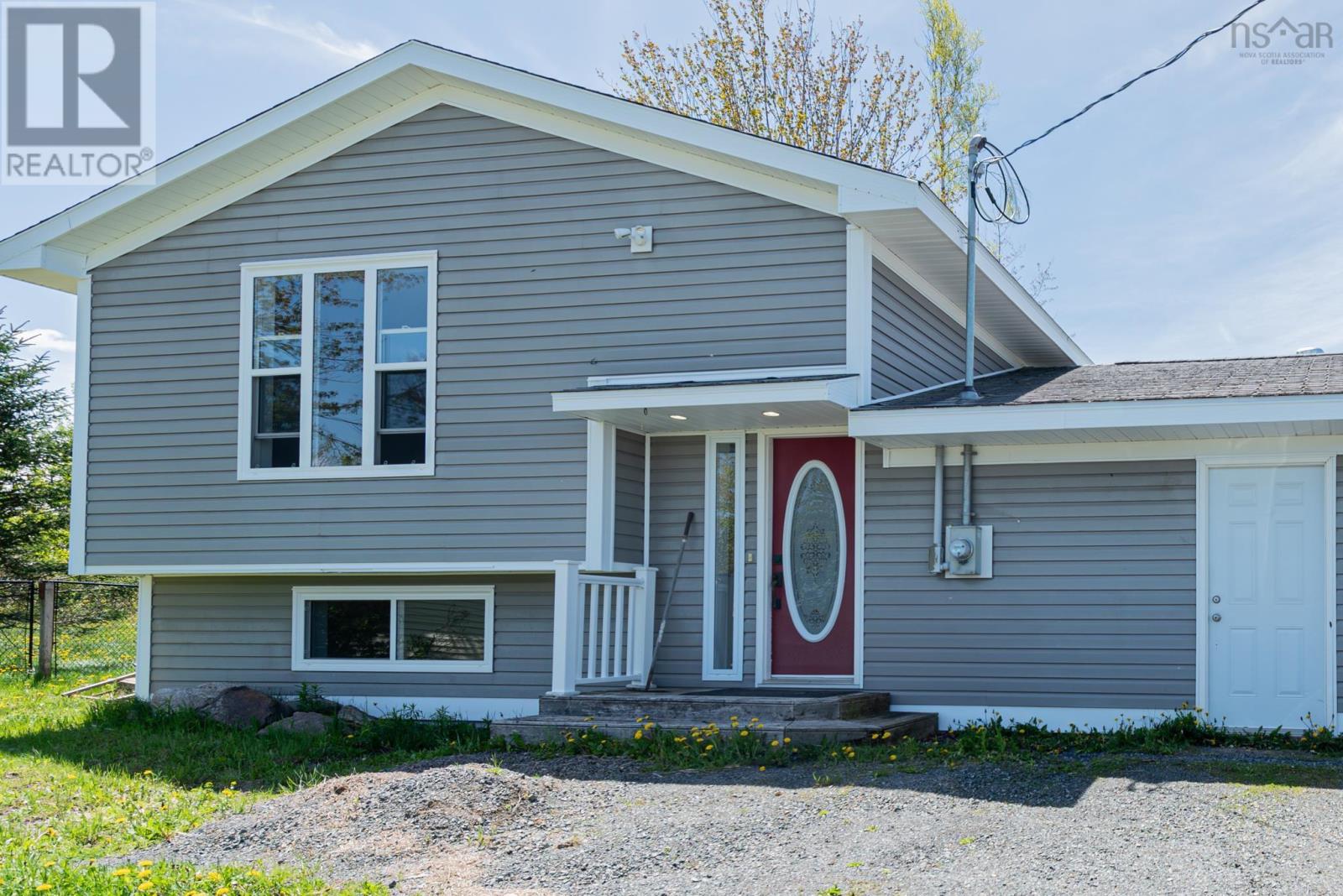 86 Mackay Road Property Photo 1