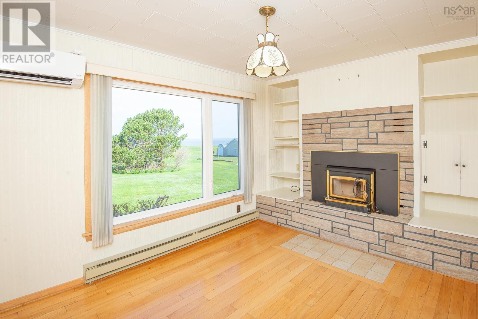 9735 Highway 1 Property Photo 11