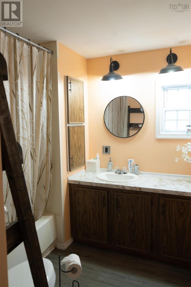 275 Circle Drive Property Photo 8