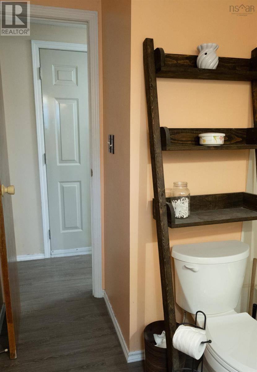 275 Circle Drive Property Photo 9
