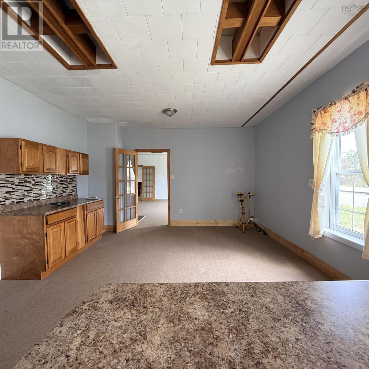 16989 Highway 7 Property Photo 23