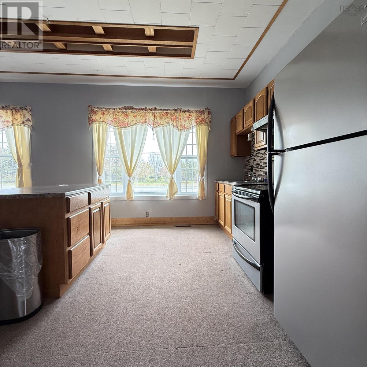 16989 Highway 7 Property Photo 26