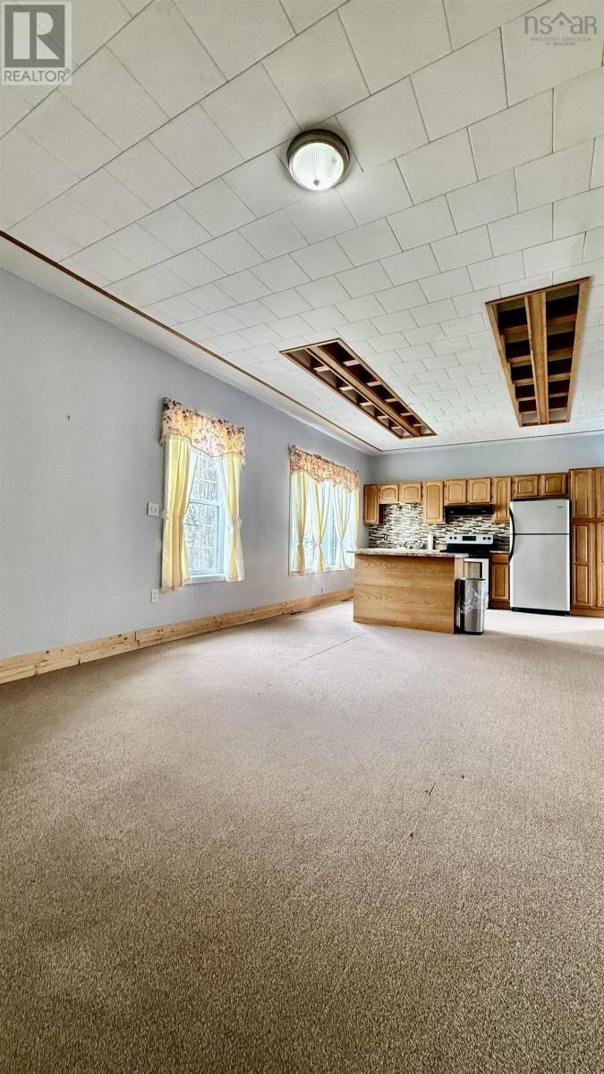 16989 Highway 7 Property Photo 30