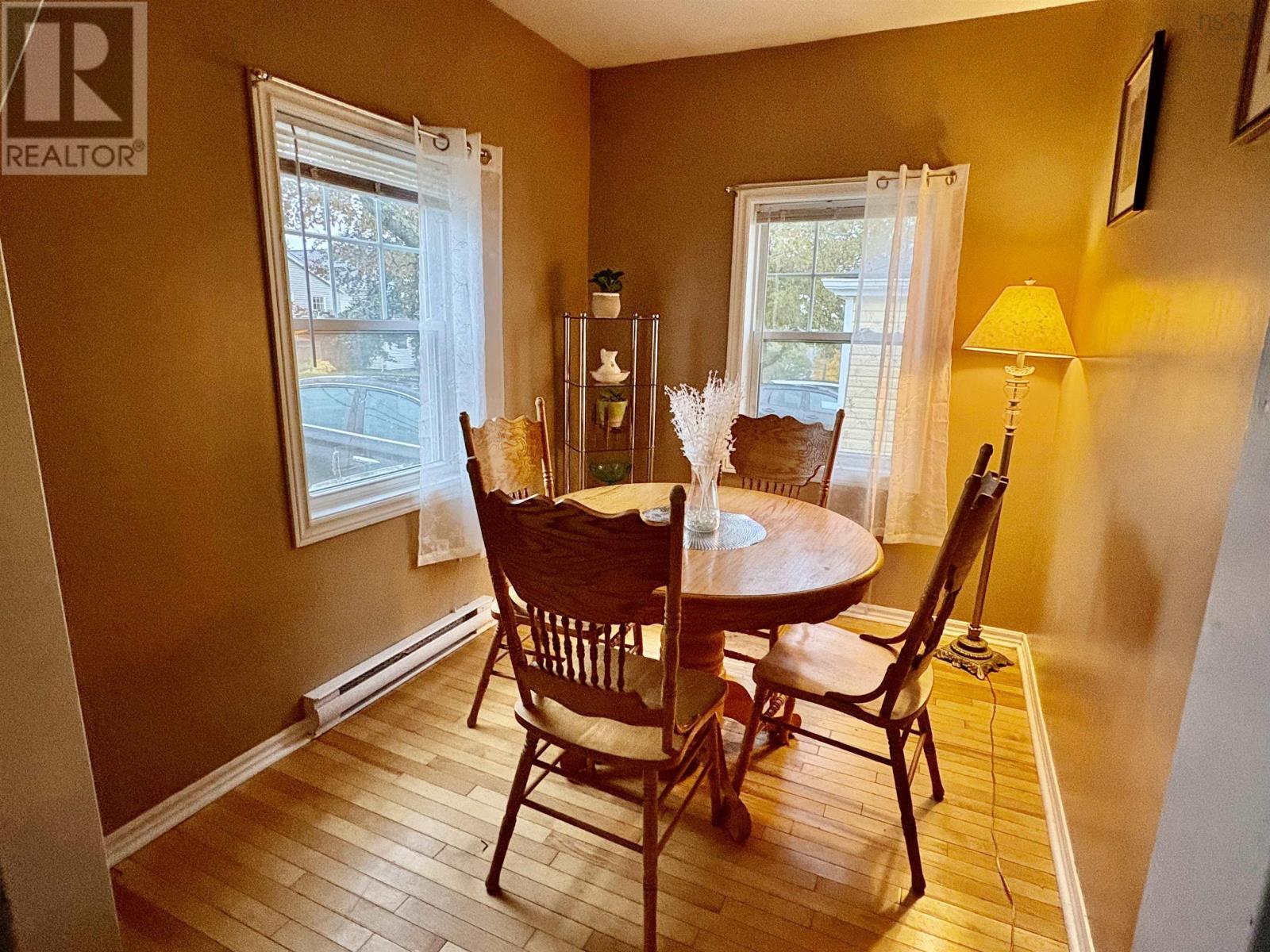 6091 Leeds Street Property Photo 12