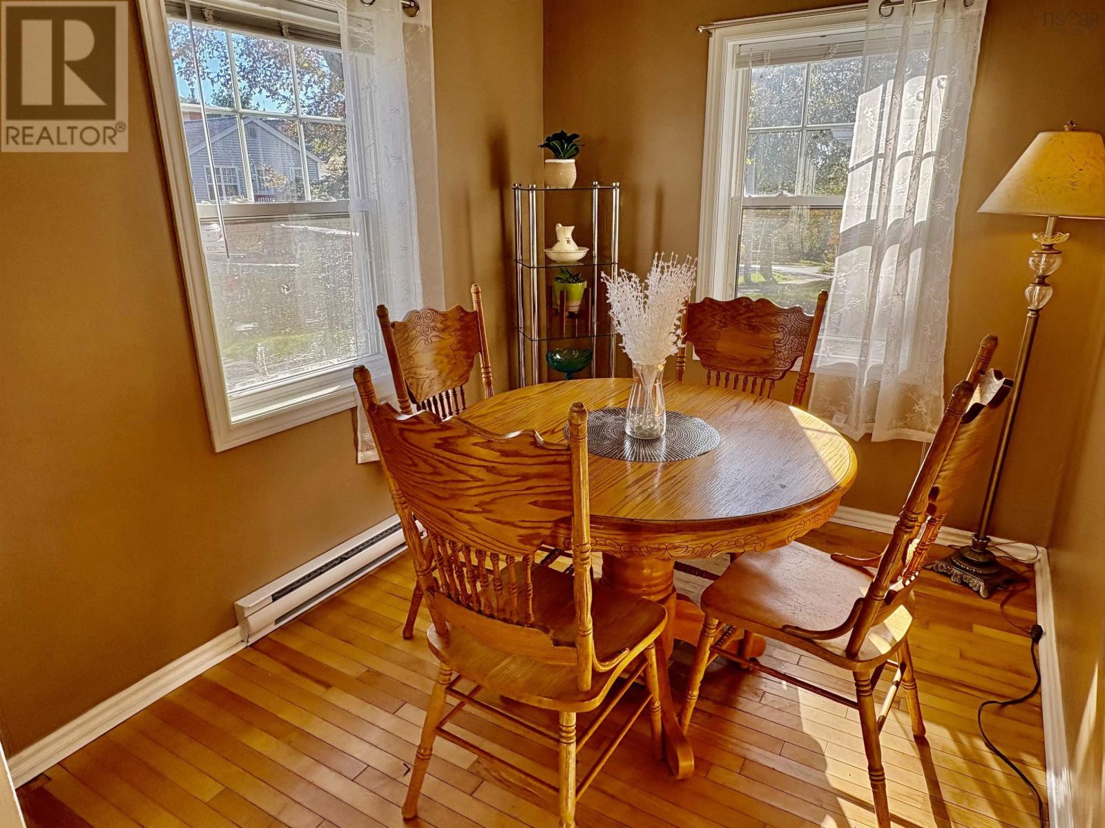 6091 Leeds Street Property Photo 13