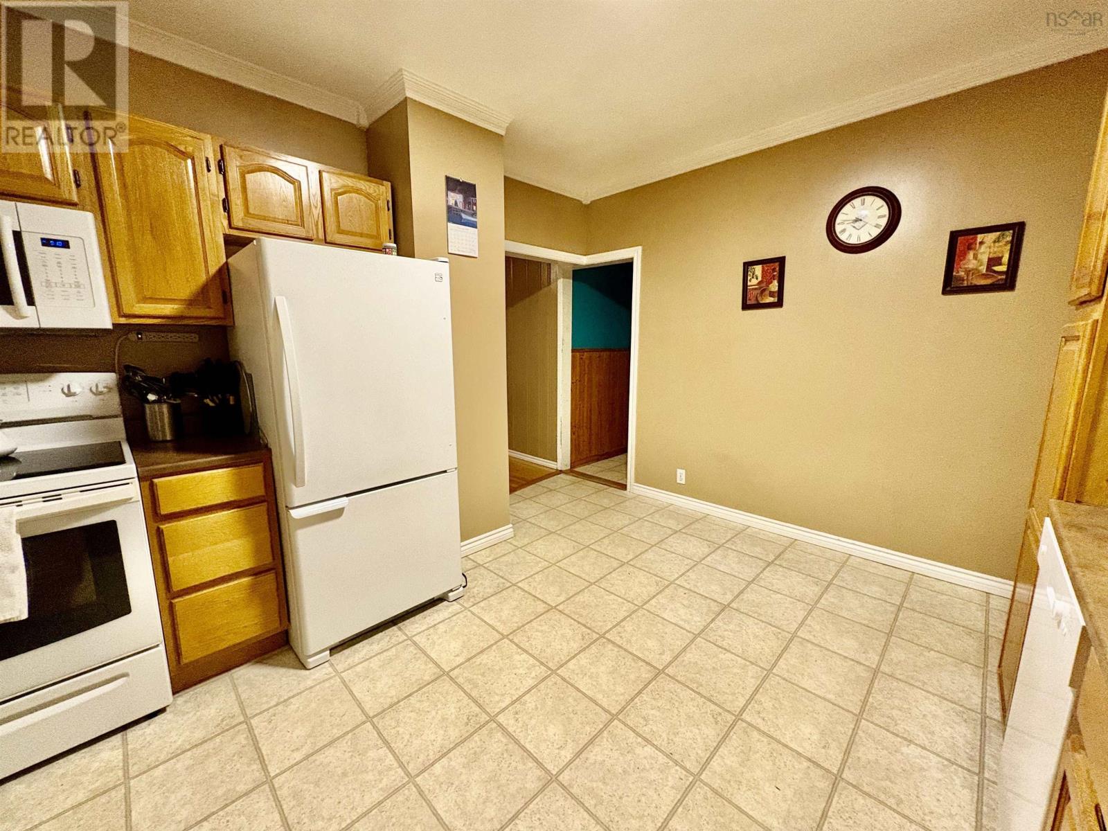6091 Leeds Street Property Photo 16