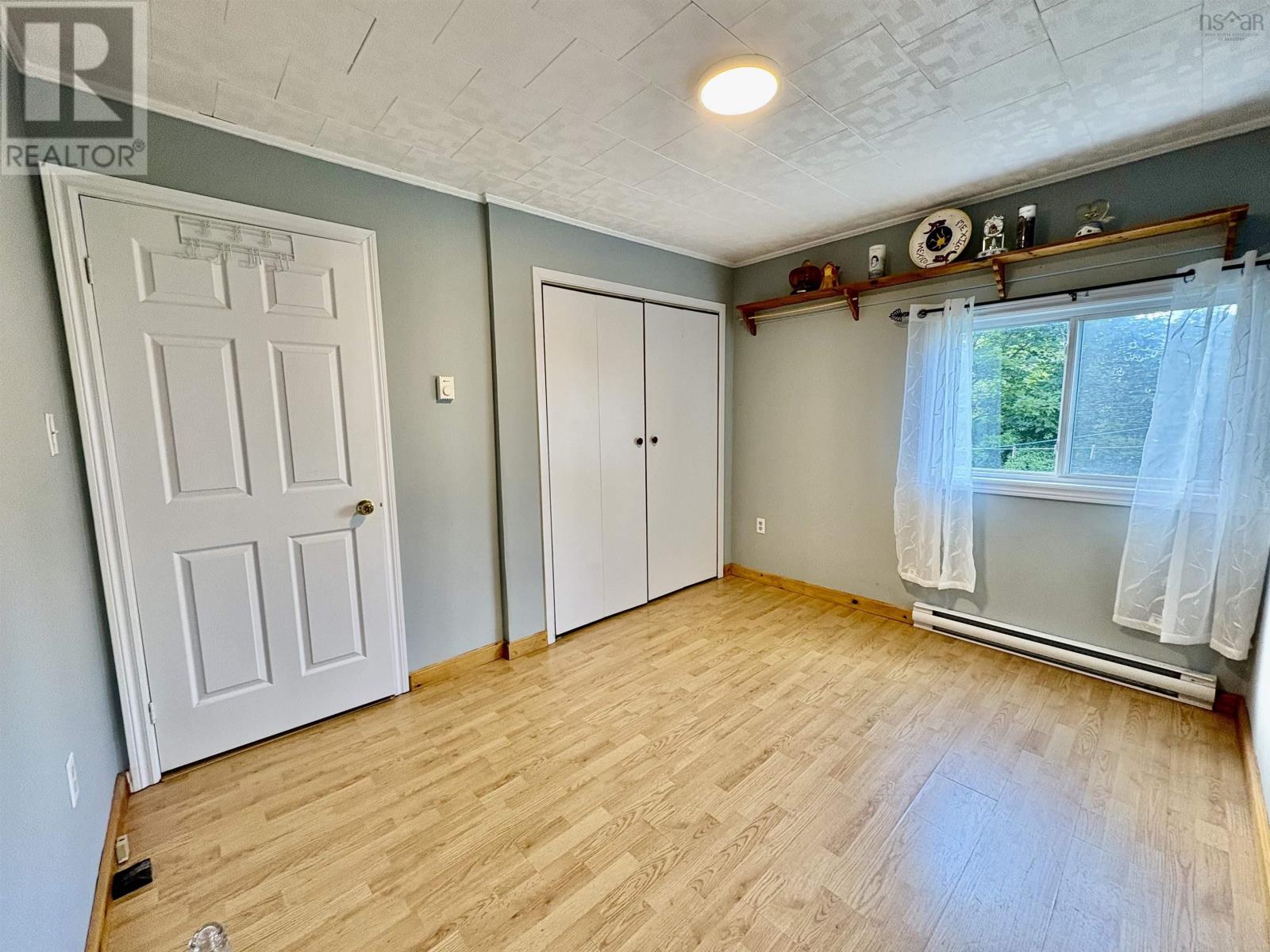 6091 Leeds Street Property Photo 23