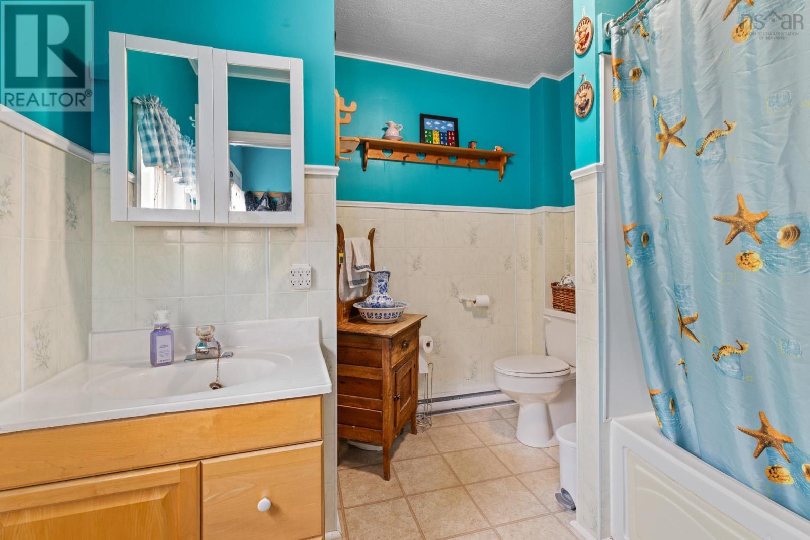 6091 Leeds Street Property Photo 28