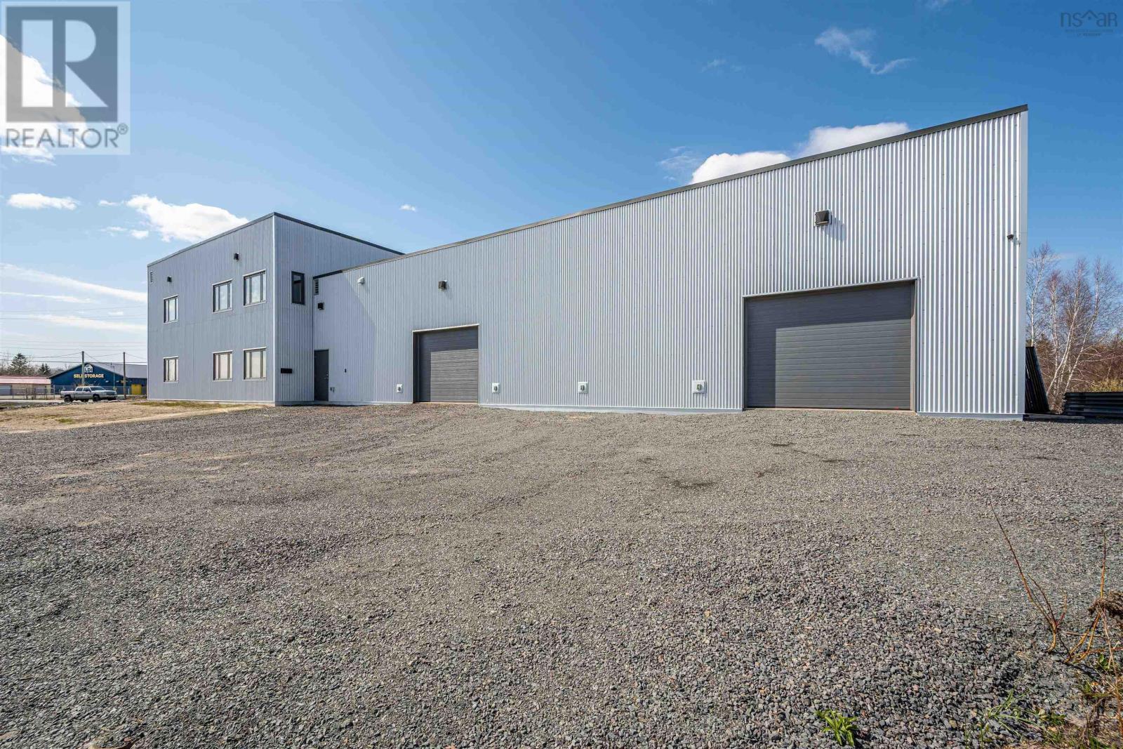1200 Parkway Drive Property Photo 2