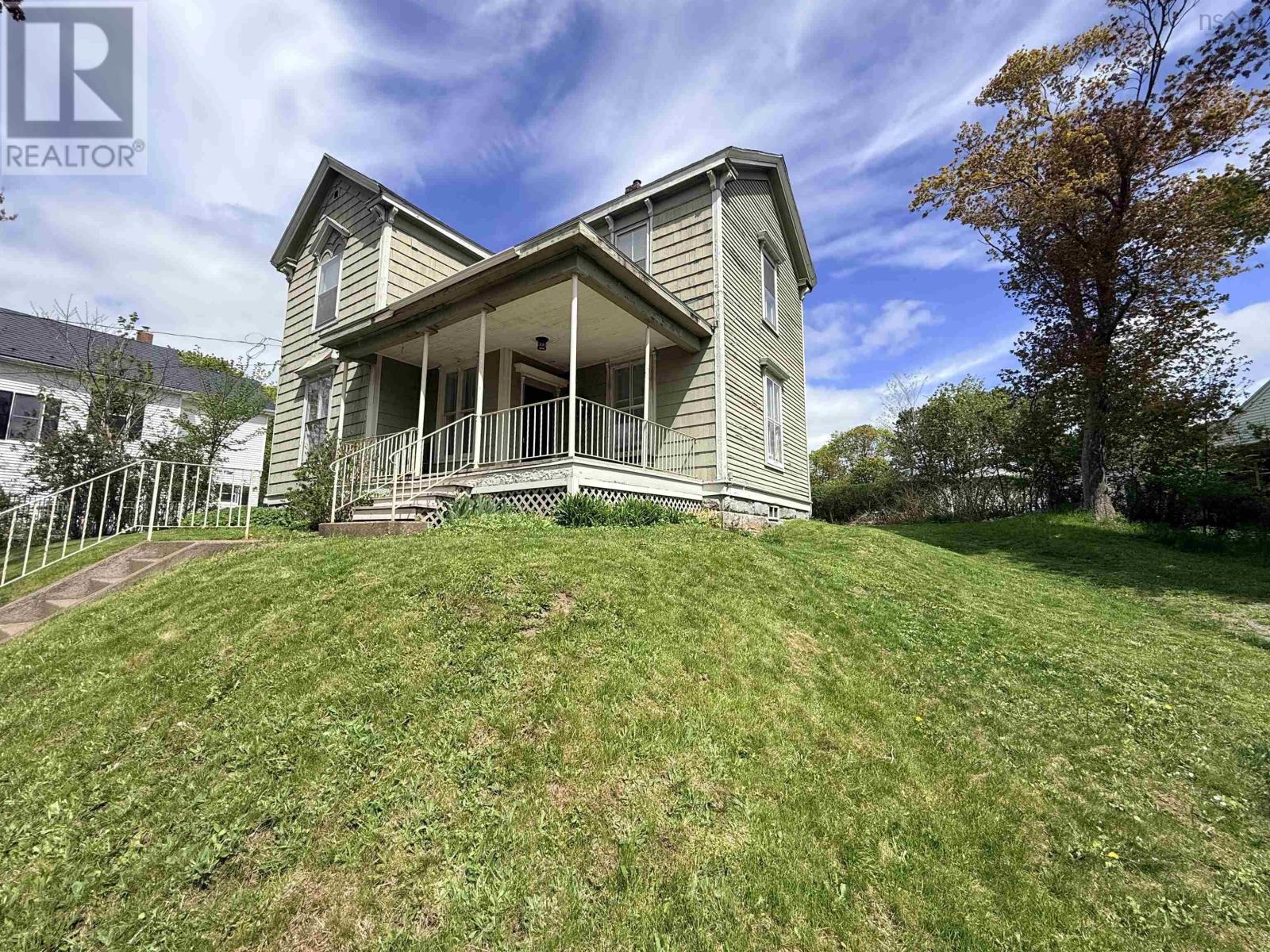 242 Fraser Street Property Photo 4