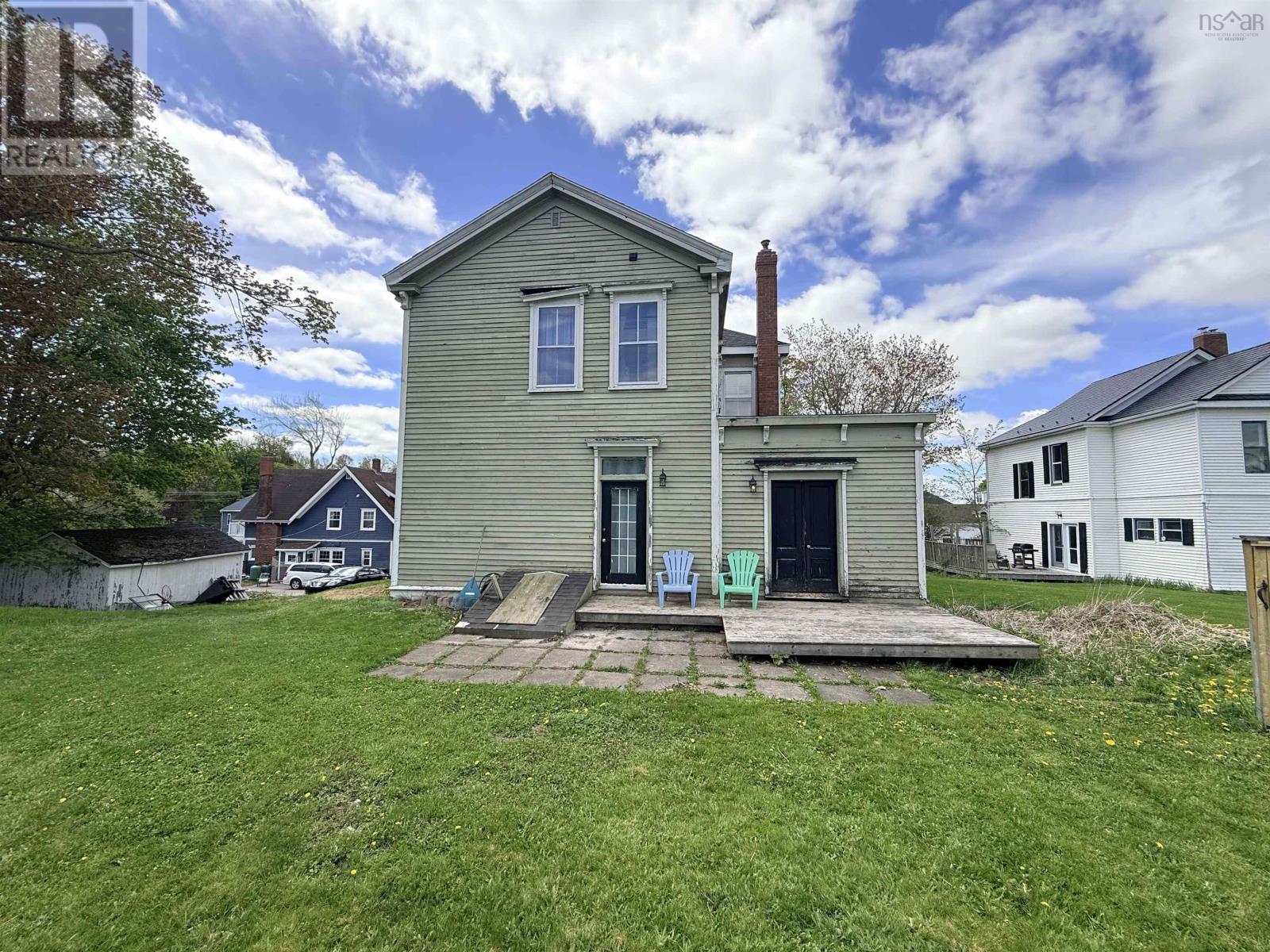 242 Fraser Street Property Photo 7
